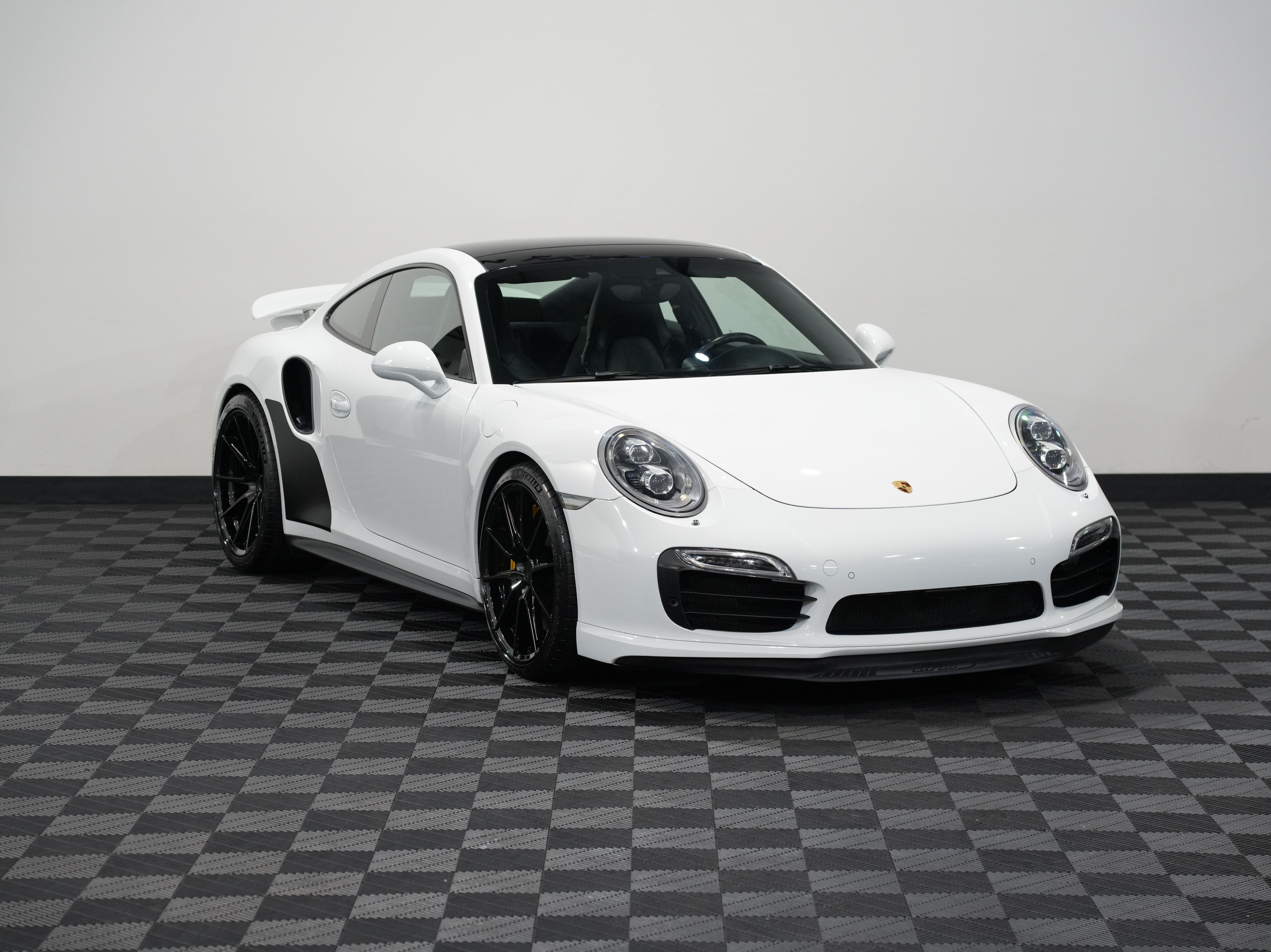 WHITE, 2014 PORSCHE 911 Image 5