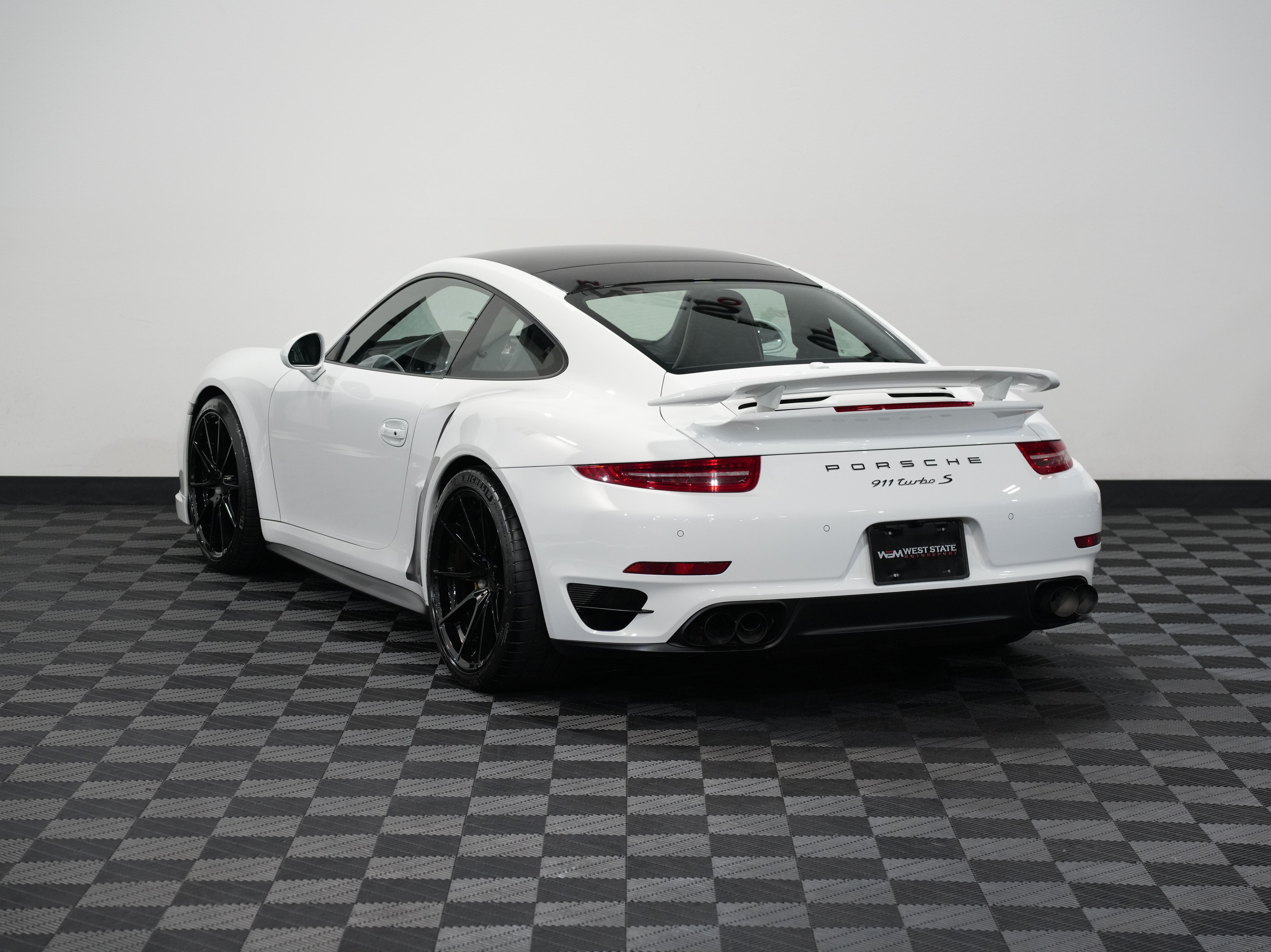 WHITE, 2014 PORSCHE 911 Image 8