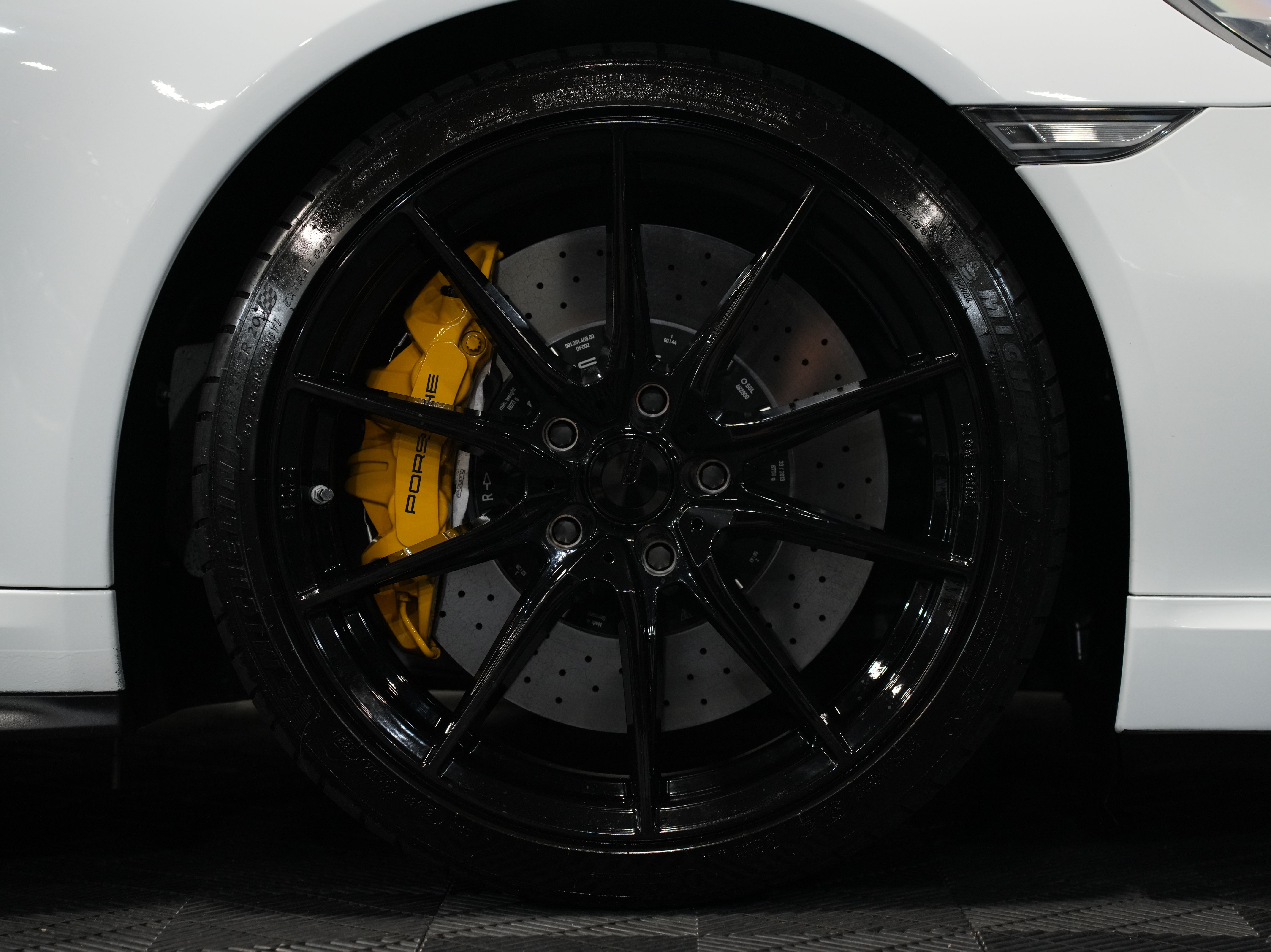 WHITE, 2014 PORSCHE 911 Image 50