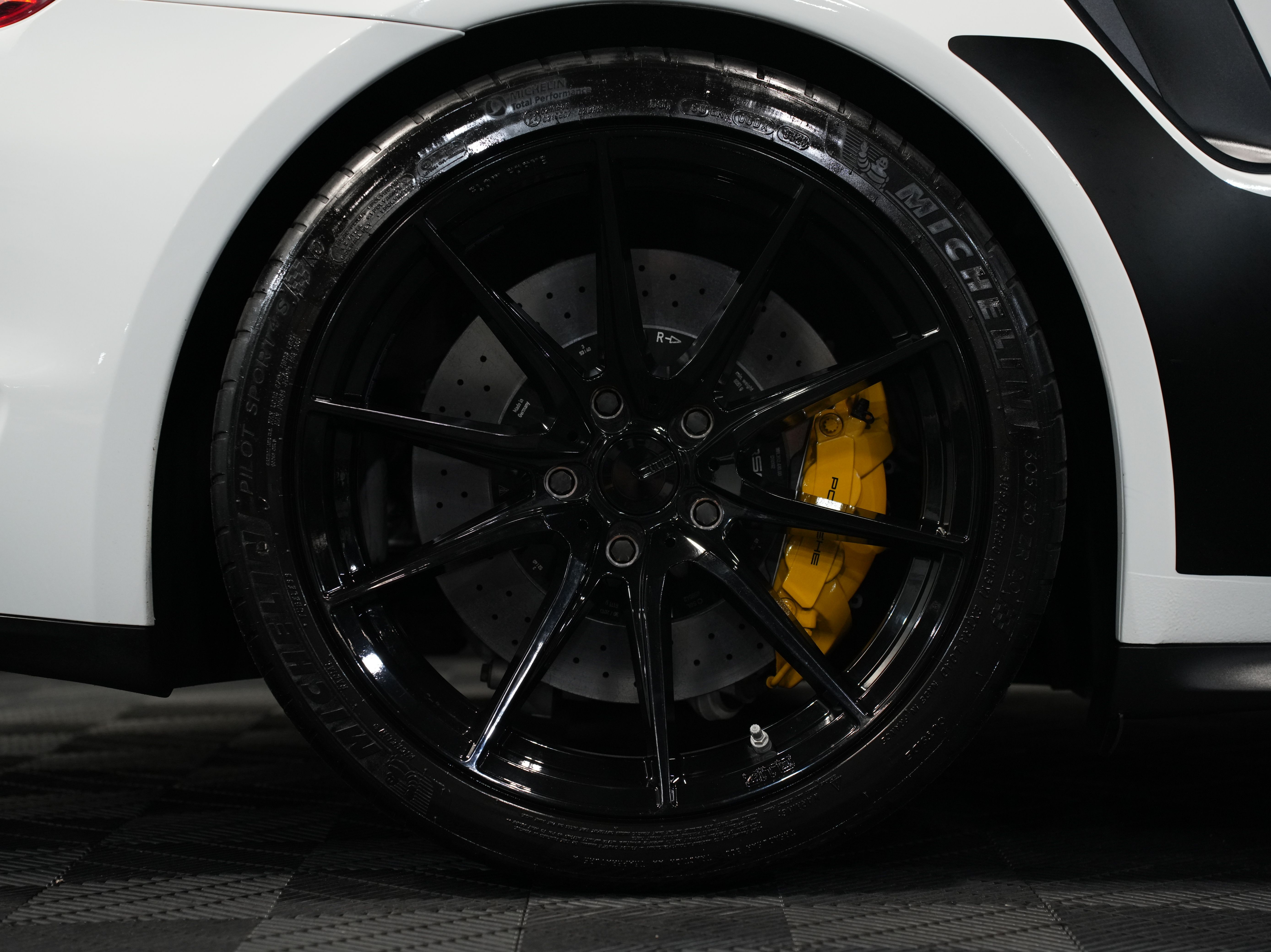 WHITE, 2014 PORSCHE 911 Image 51