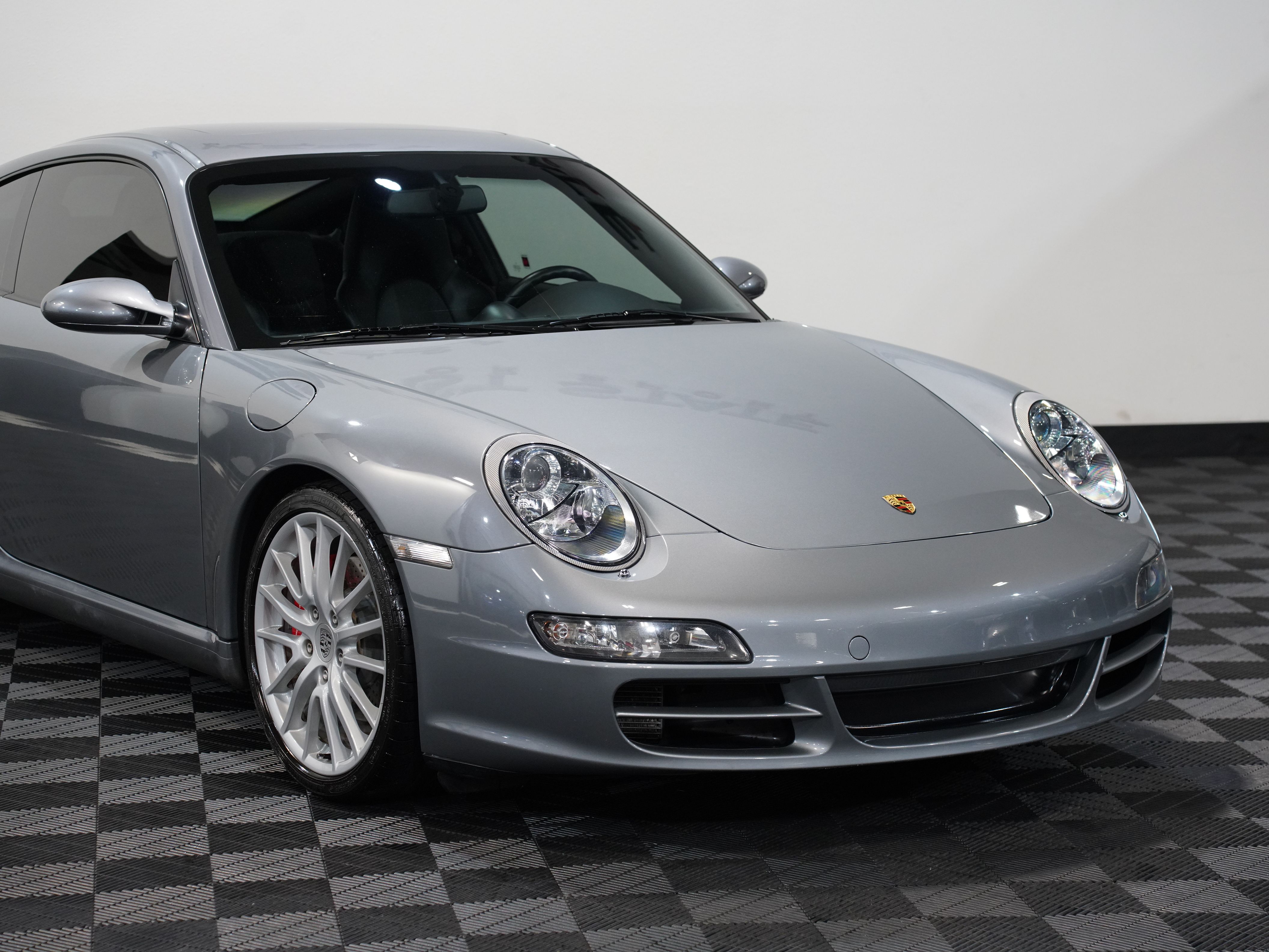 2006 PORSCHE 911 Image 9