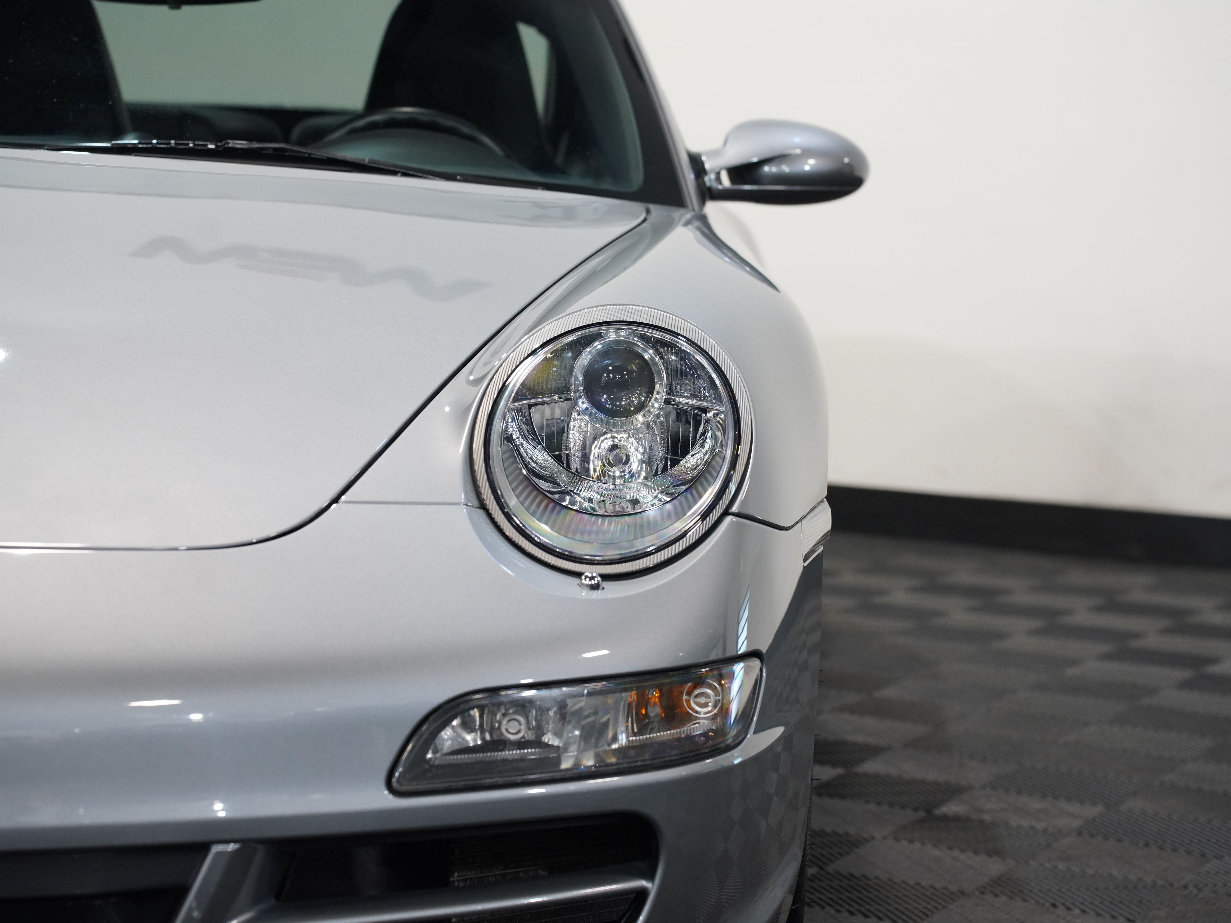 2006 PORSCHE 911 Image 10