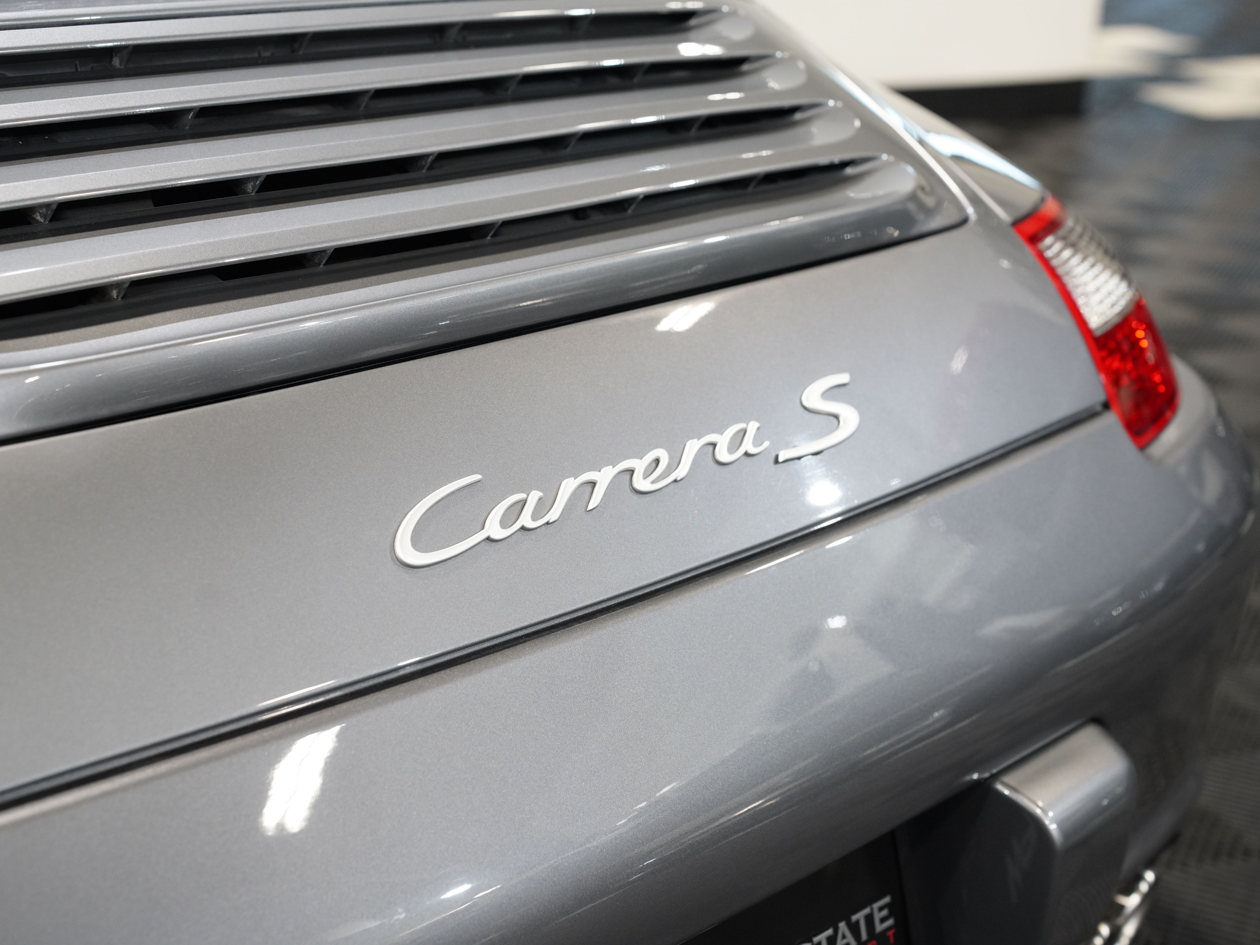 2006 PORSCHE 911 Image 18