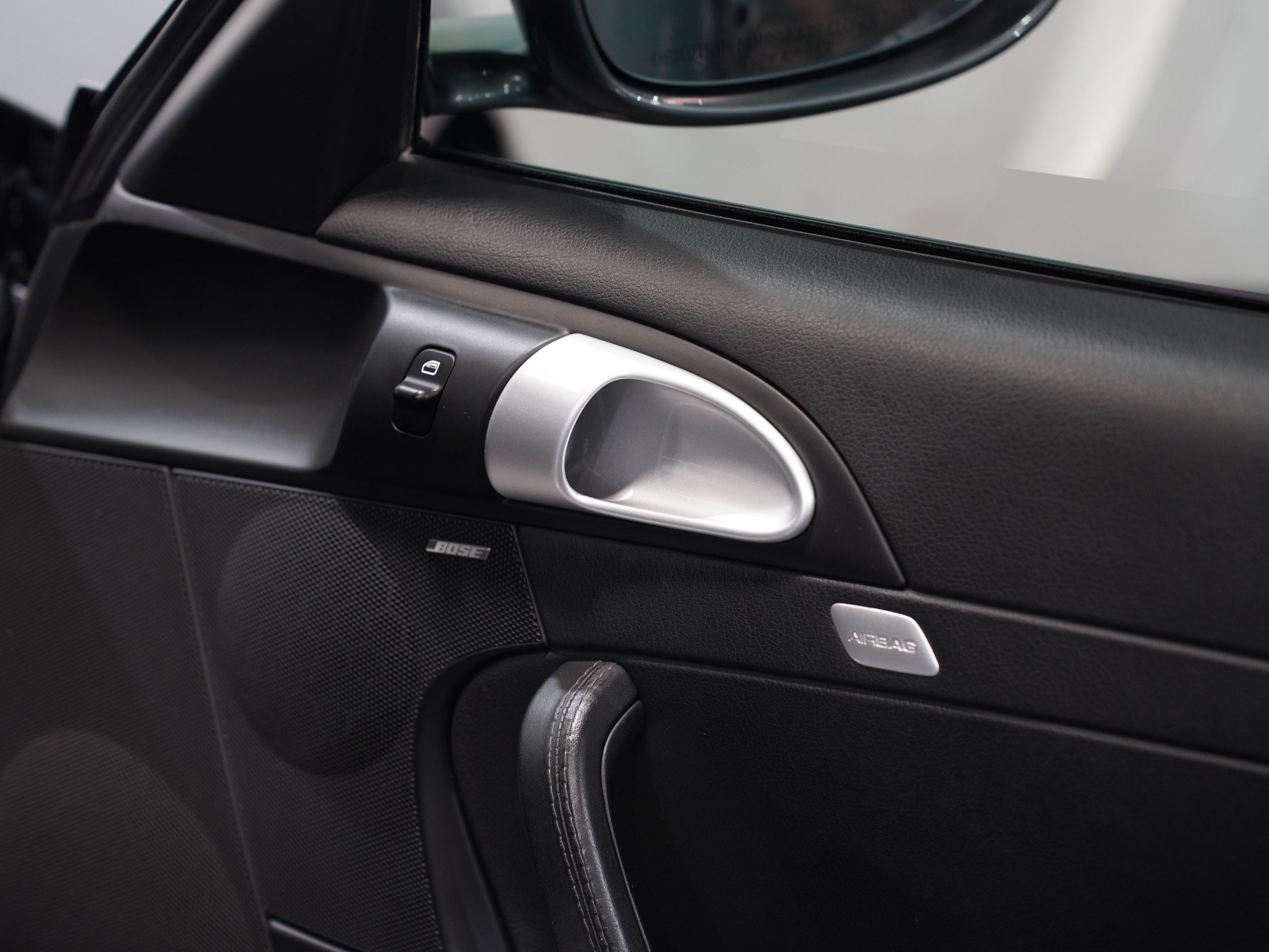 2006 PORSCHE 911 Image 24