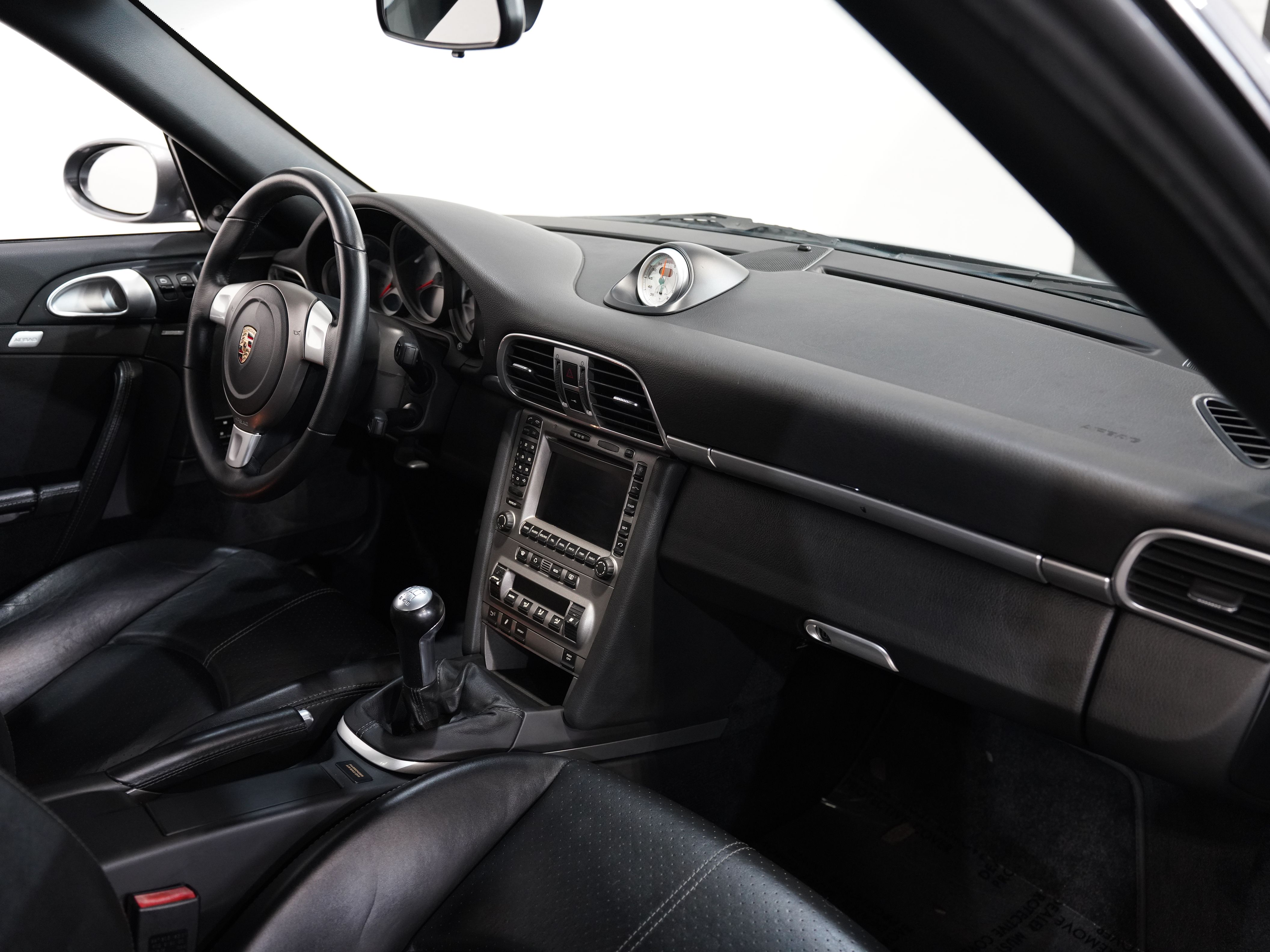 2006 PORSCHE 911 Image 31