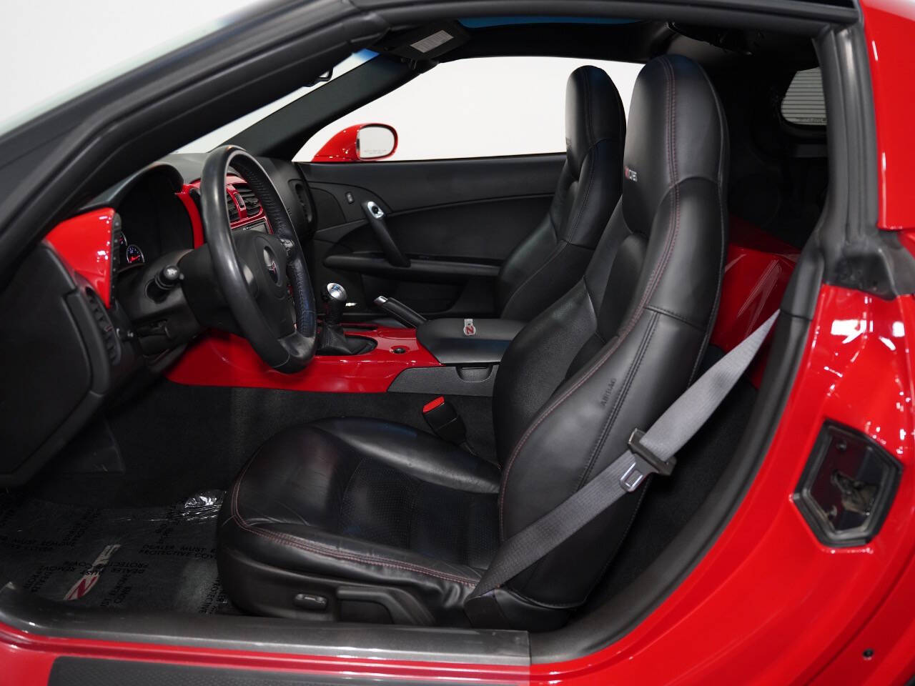 RED, 2007 CHEVROLET CORVETTE Image 29
