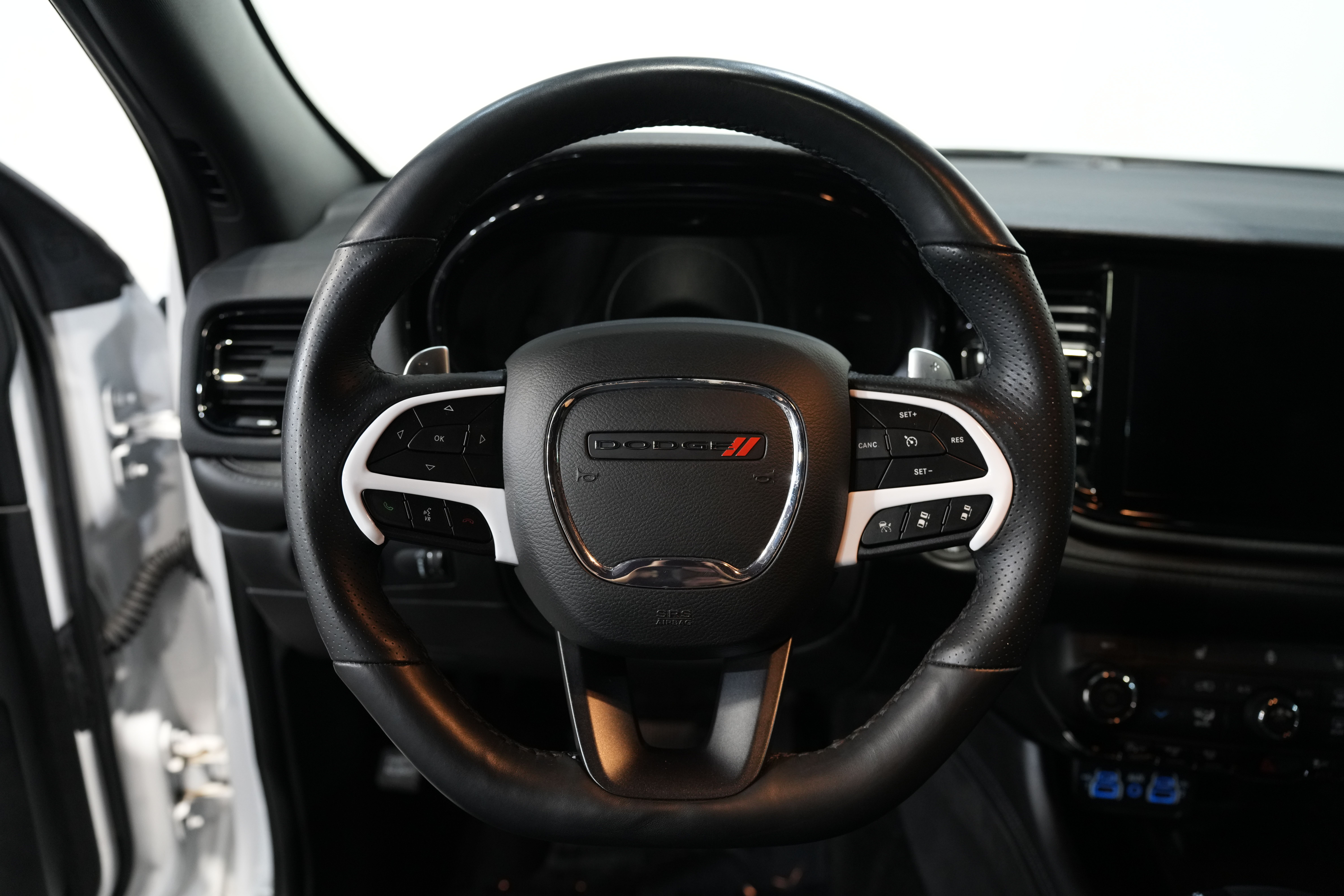 2022 DODGE DURANGO Image 38