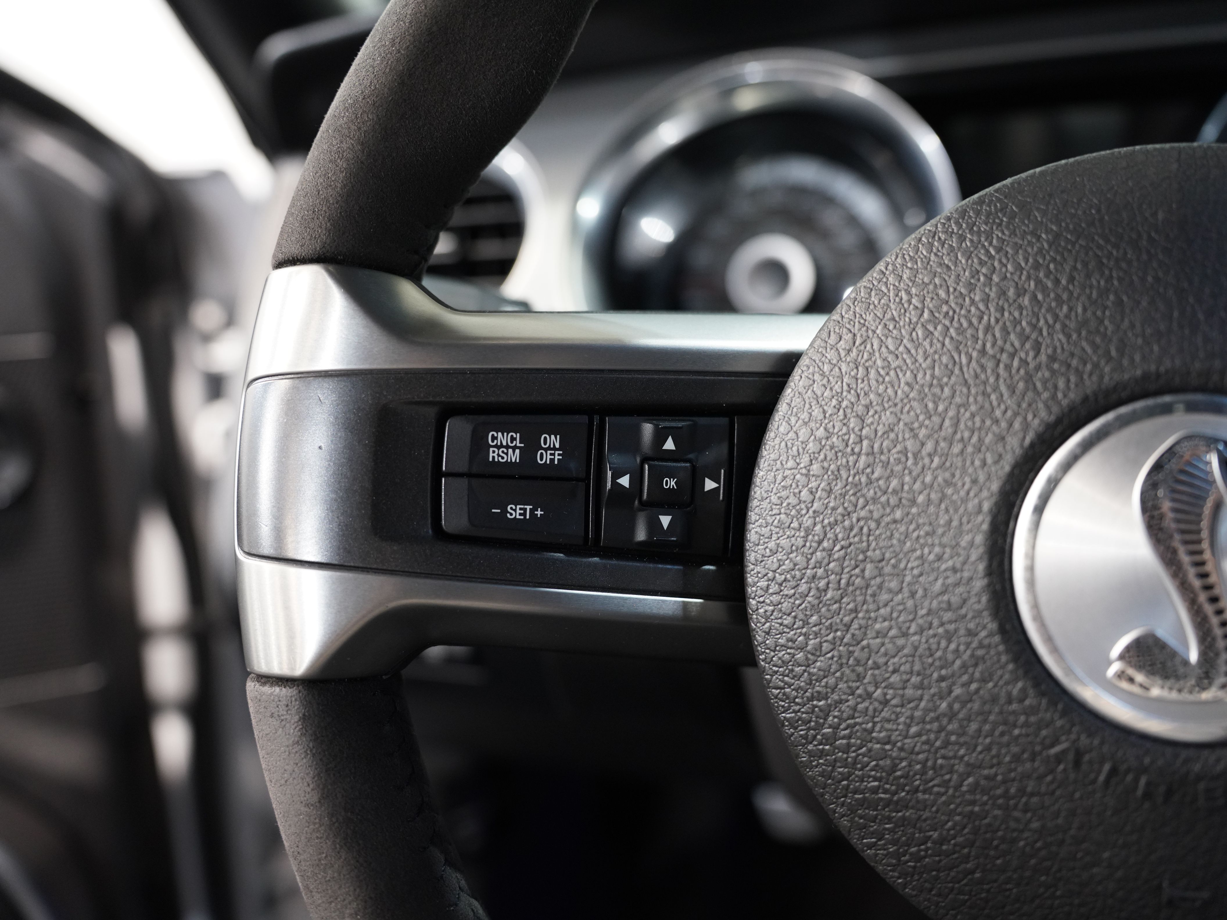 2014 FORD MUSTANG Image 38