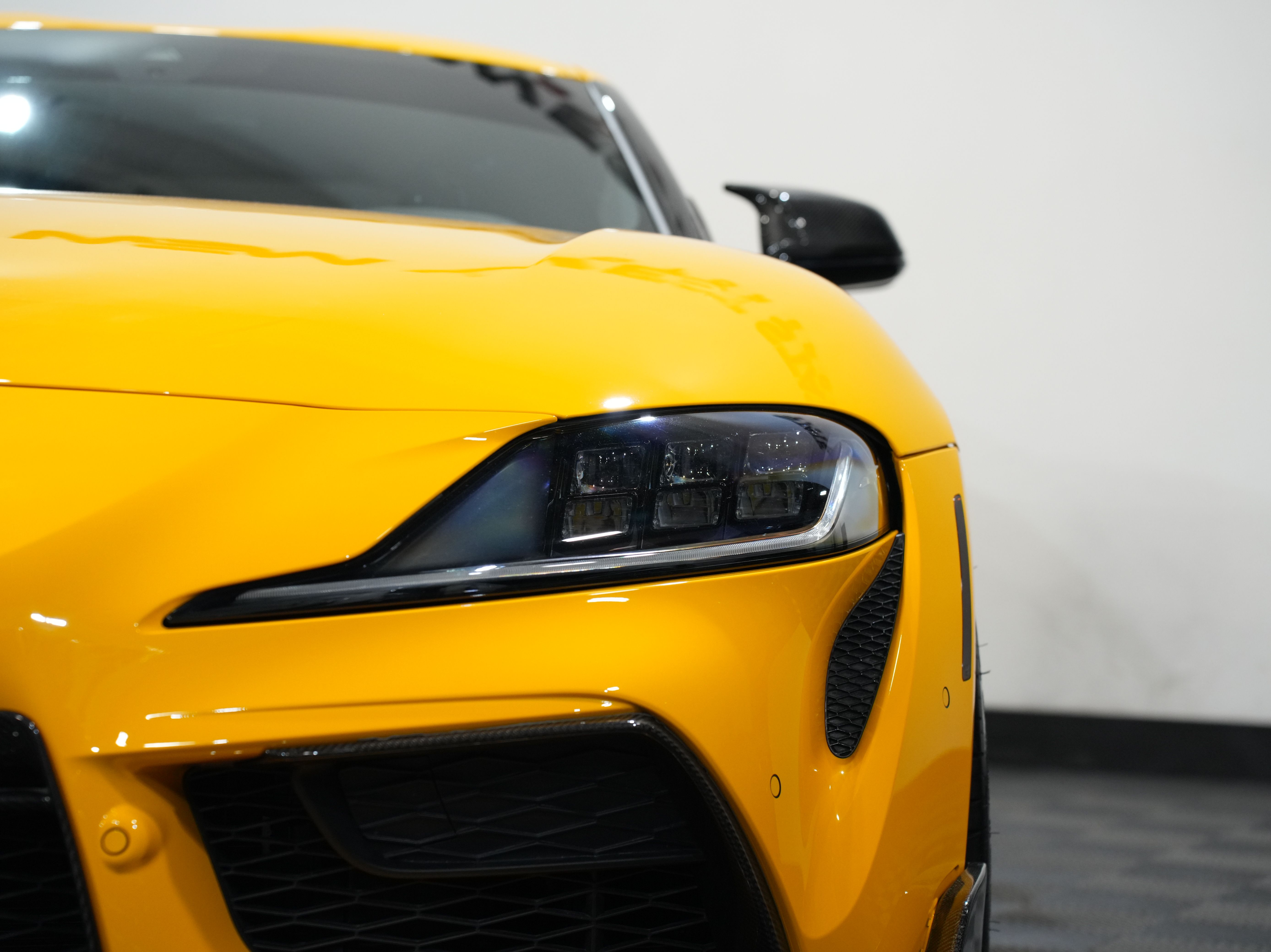 YELLOW, 2023 TOYOTA GR SUPRA Image 10