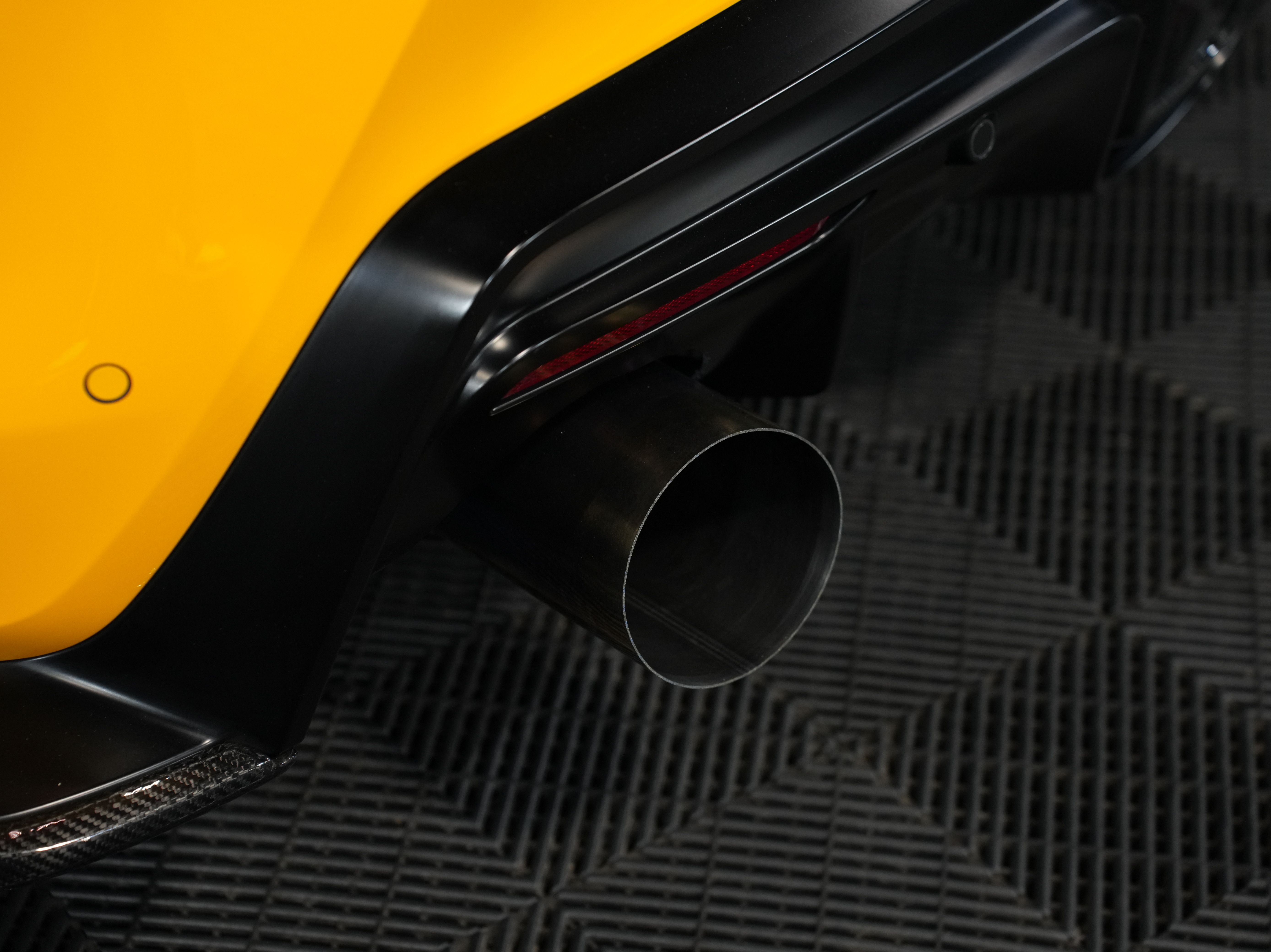 YELLOW, 2023 TOYOTA GR SUPRA Image 23