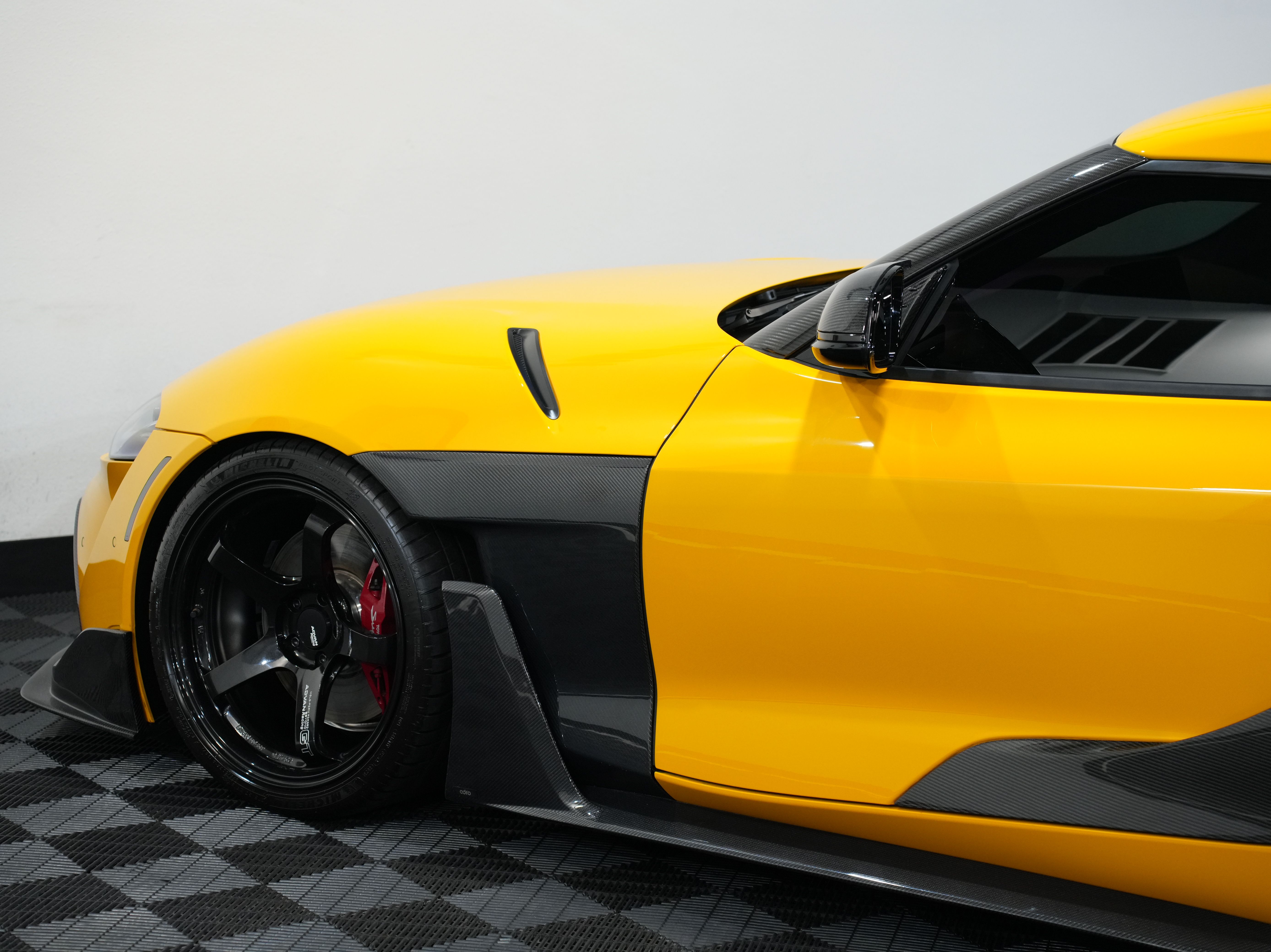 YELLOW, 2023 TOYOTA GR SUPRA Image 26