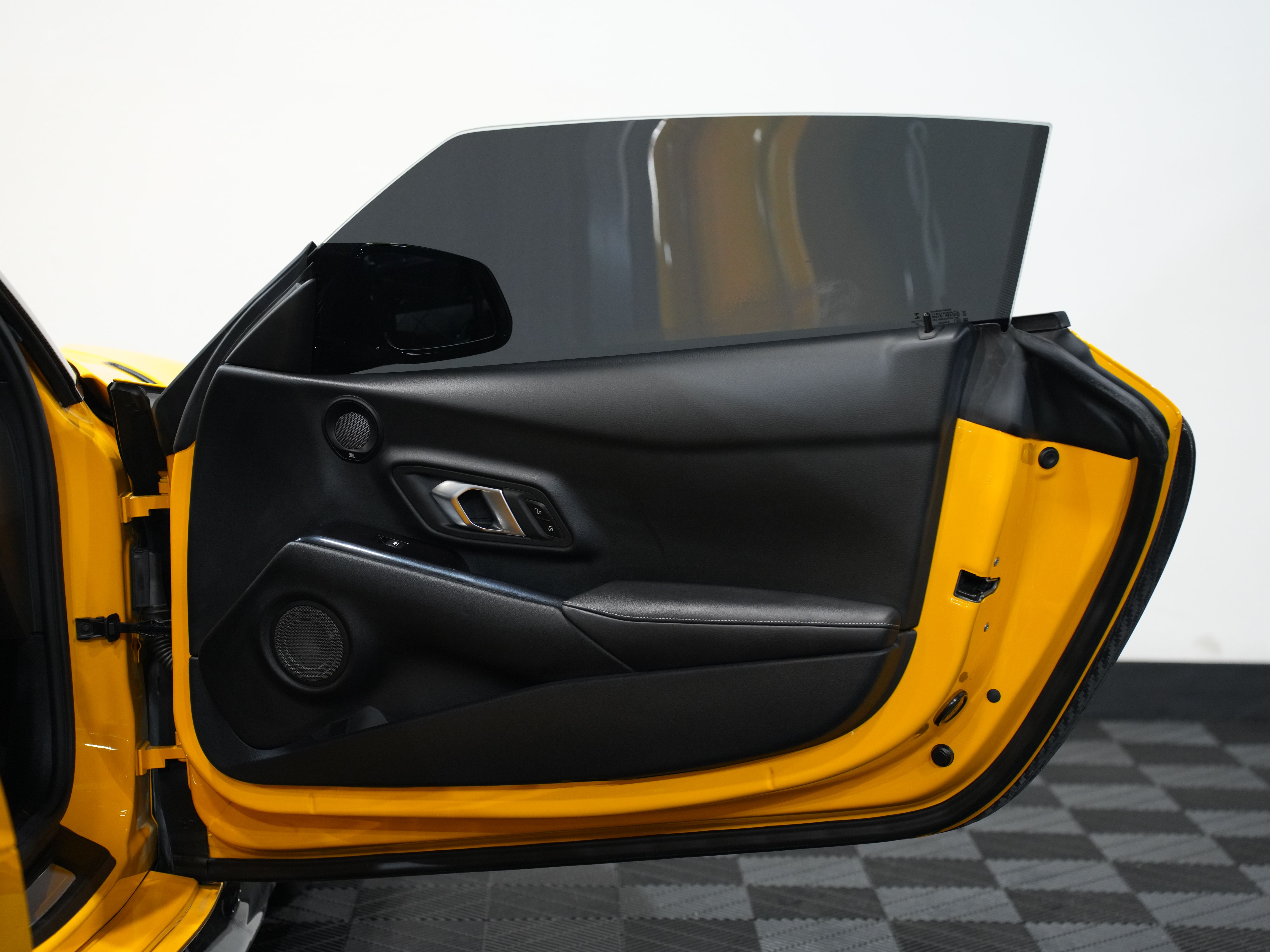 YELLOW, 2023 TOYOTA GR SUPRA Image 29