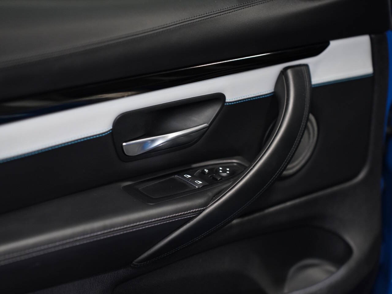 LAGUNA SECA BLUE, 2020 BMW M4 Image 22