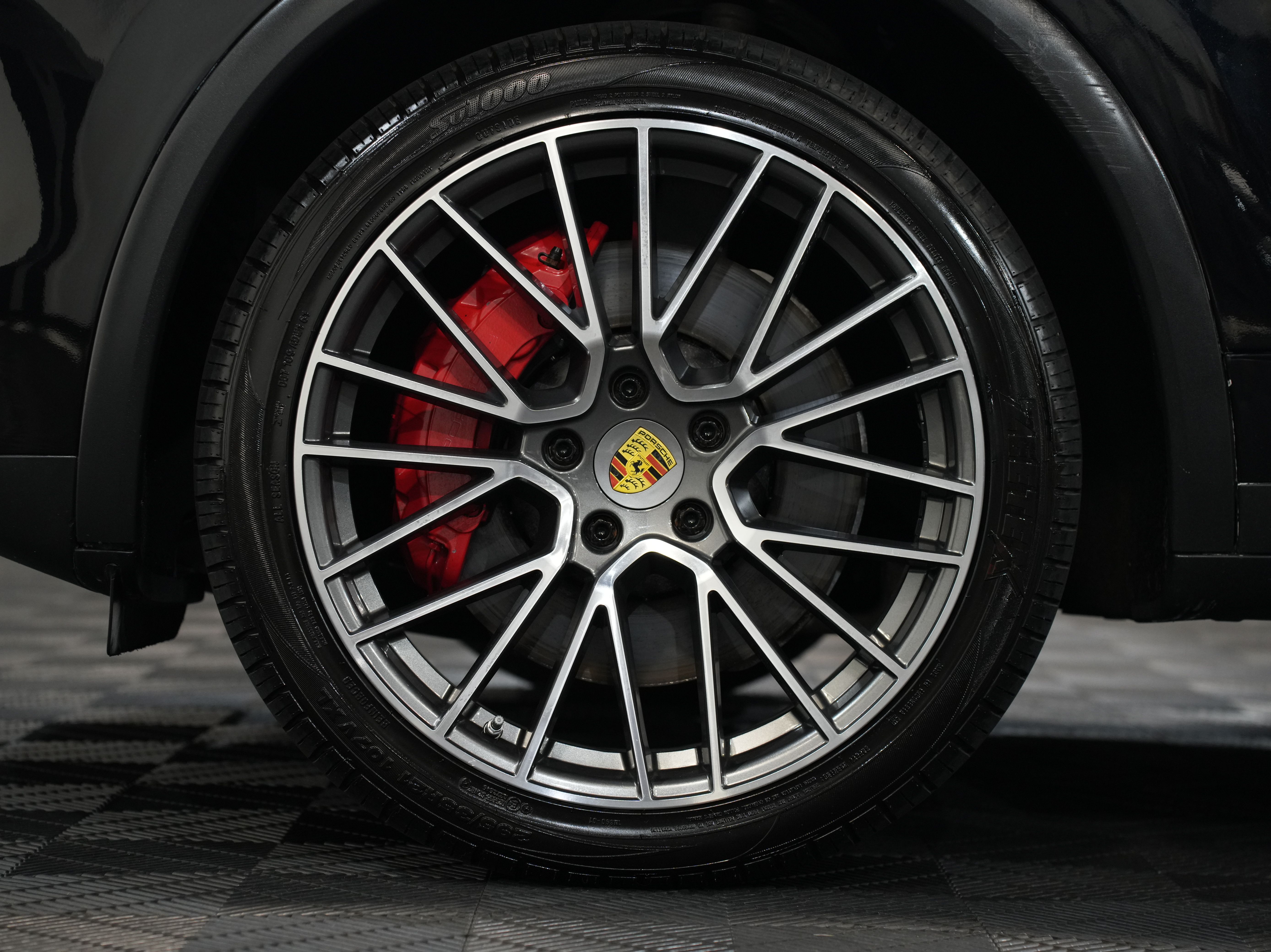 BLACK, 2011 PORSCHE CAYENNE Image 53