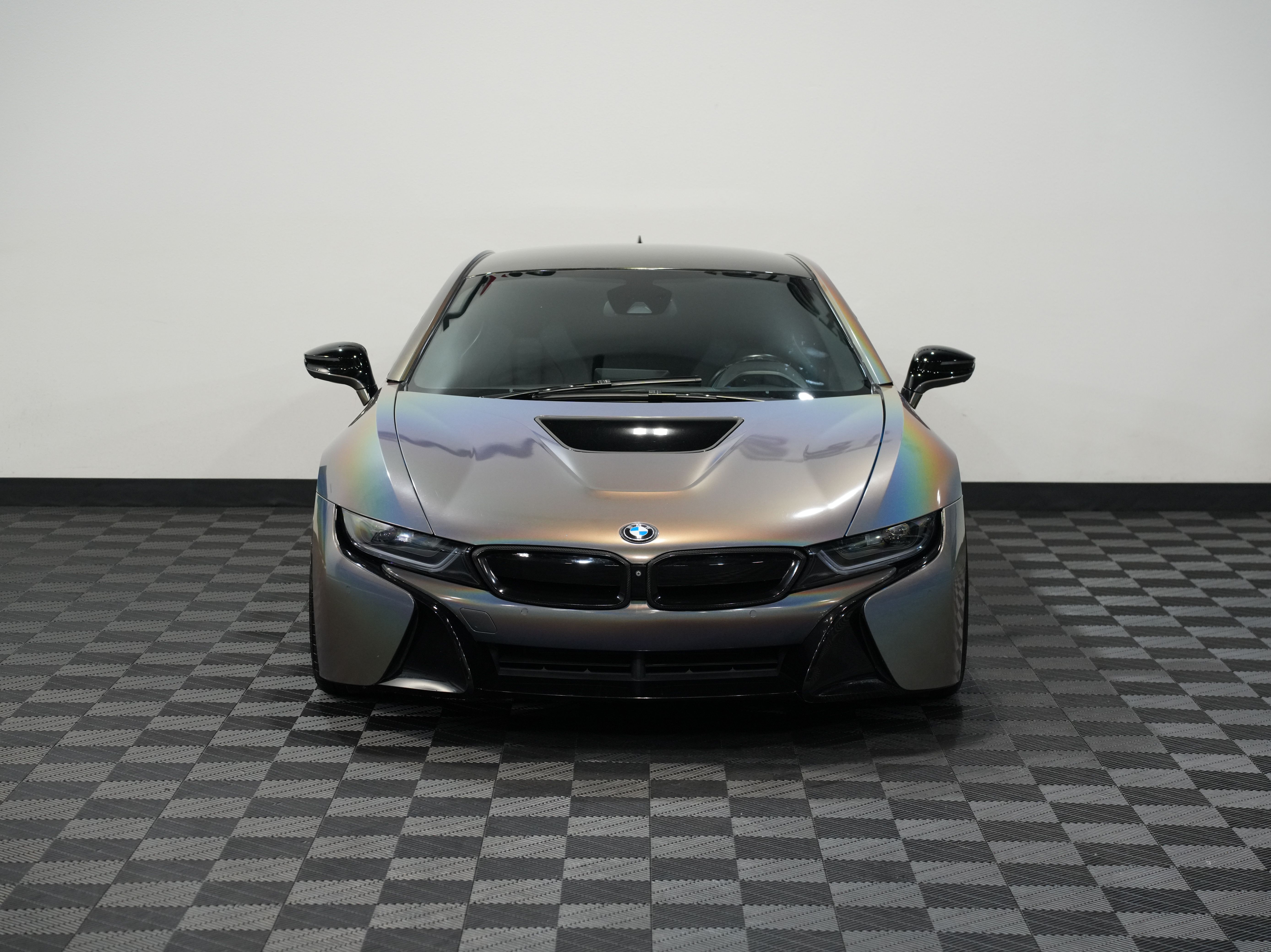BLUE, 2015 BMW I8 Image 4
