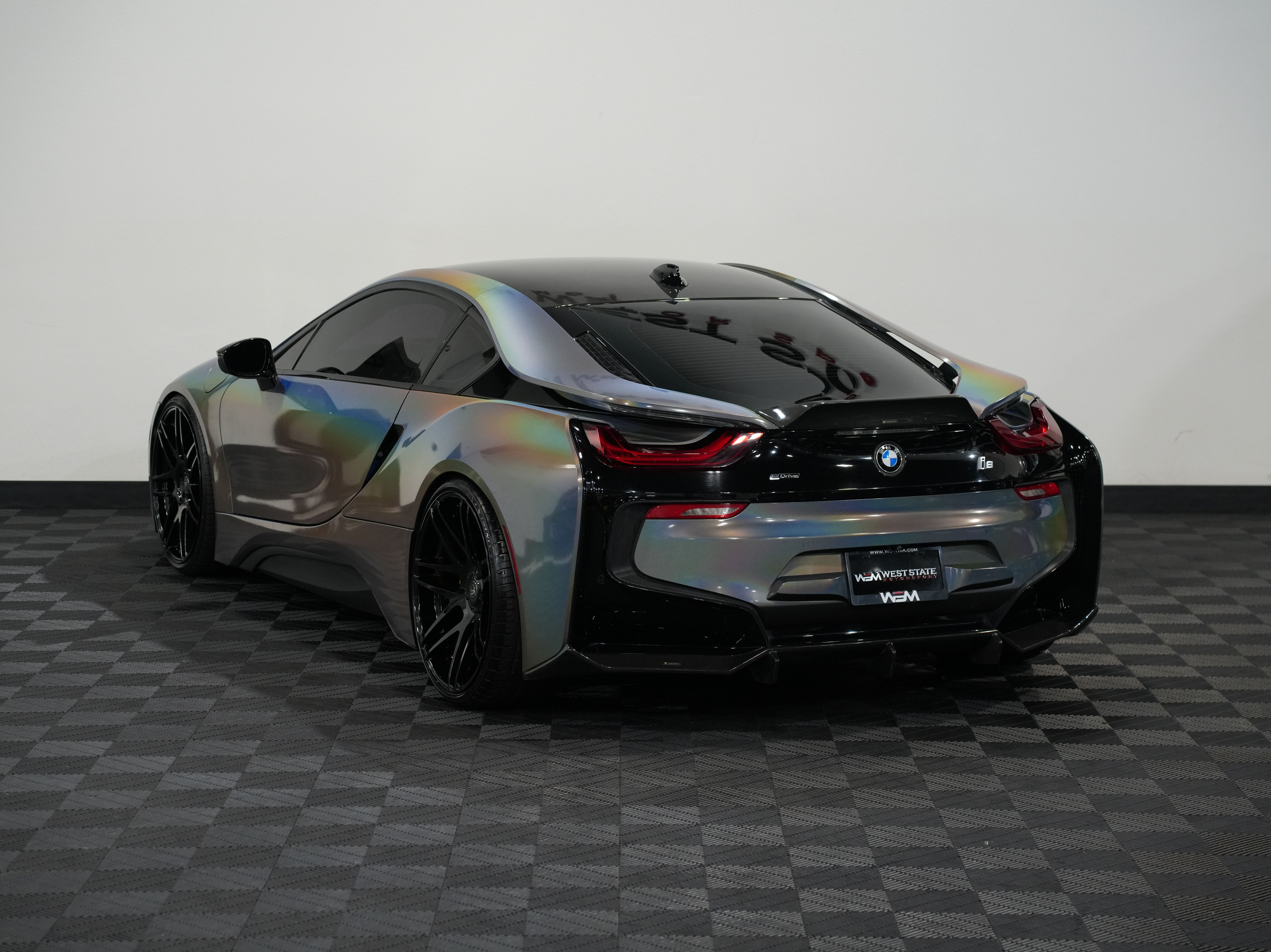 BLUE, 2015 BMW I8 Image 8