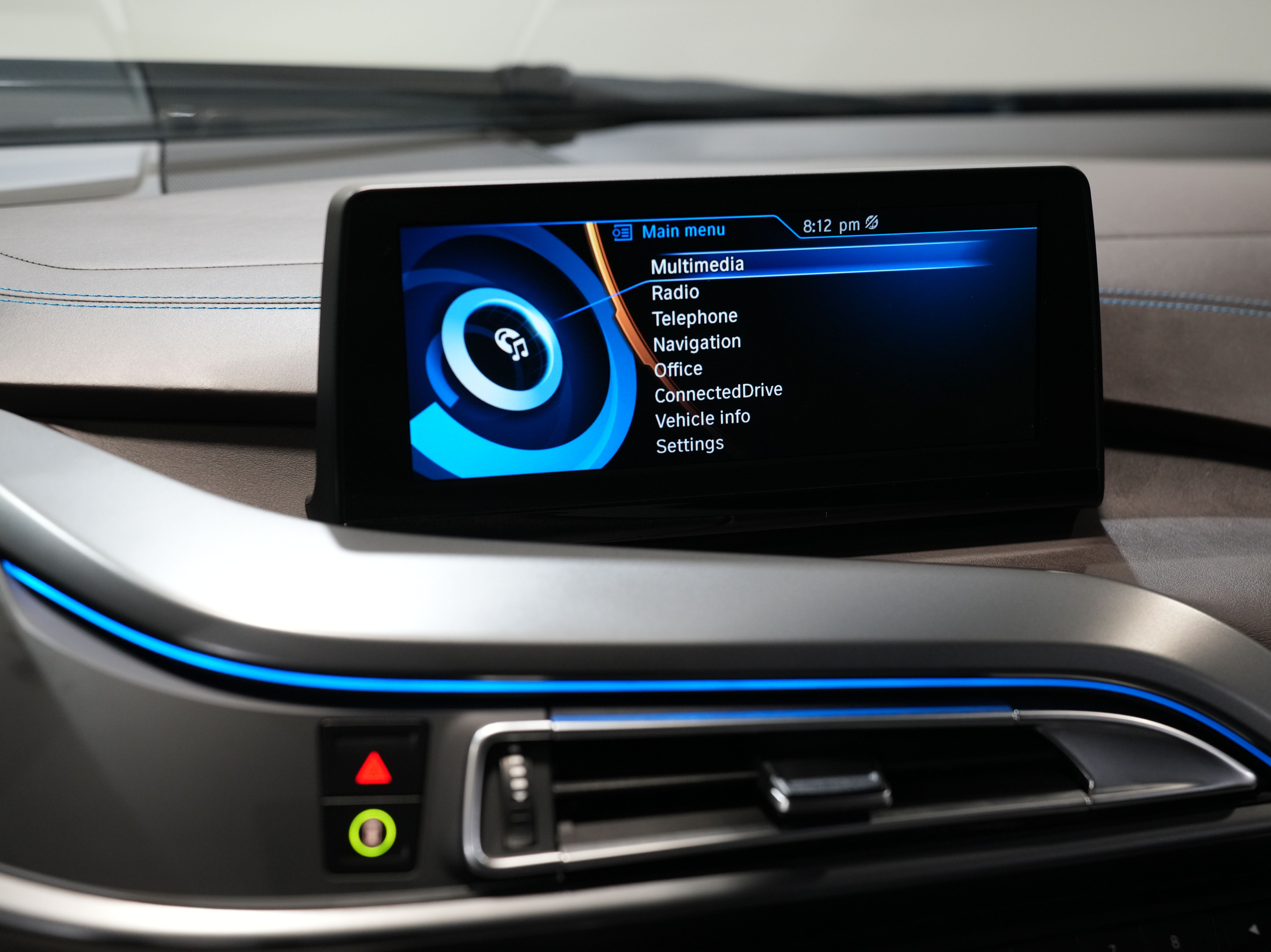 BLUE, 2015 BMW I8 Image 40