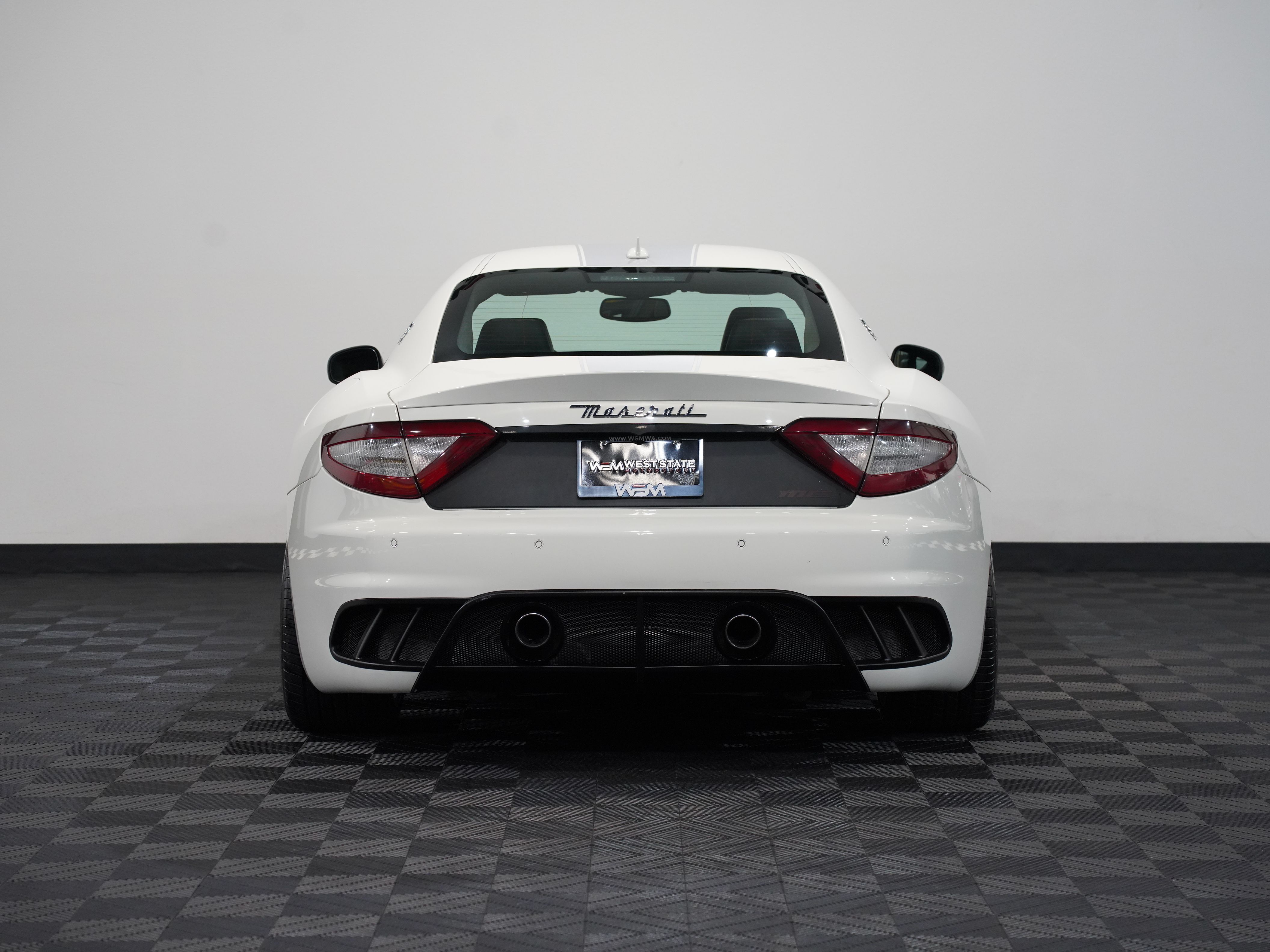 BIANCO ELDORADO, 2012 MASERATI GRANTURISMO Image 7