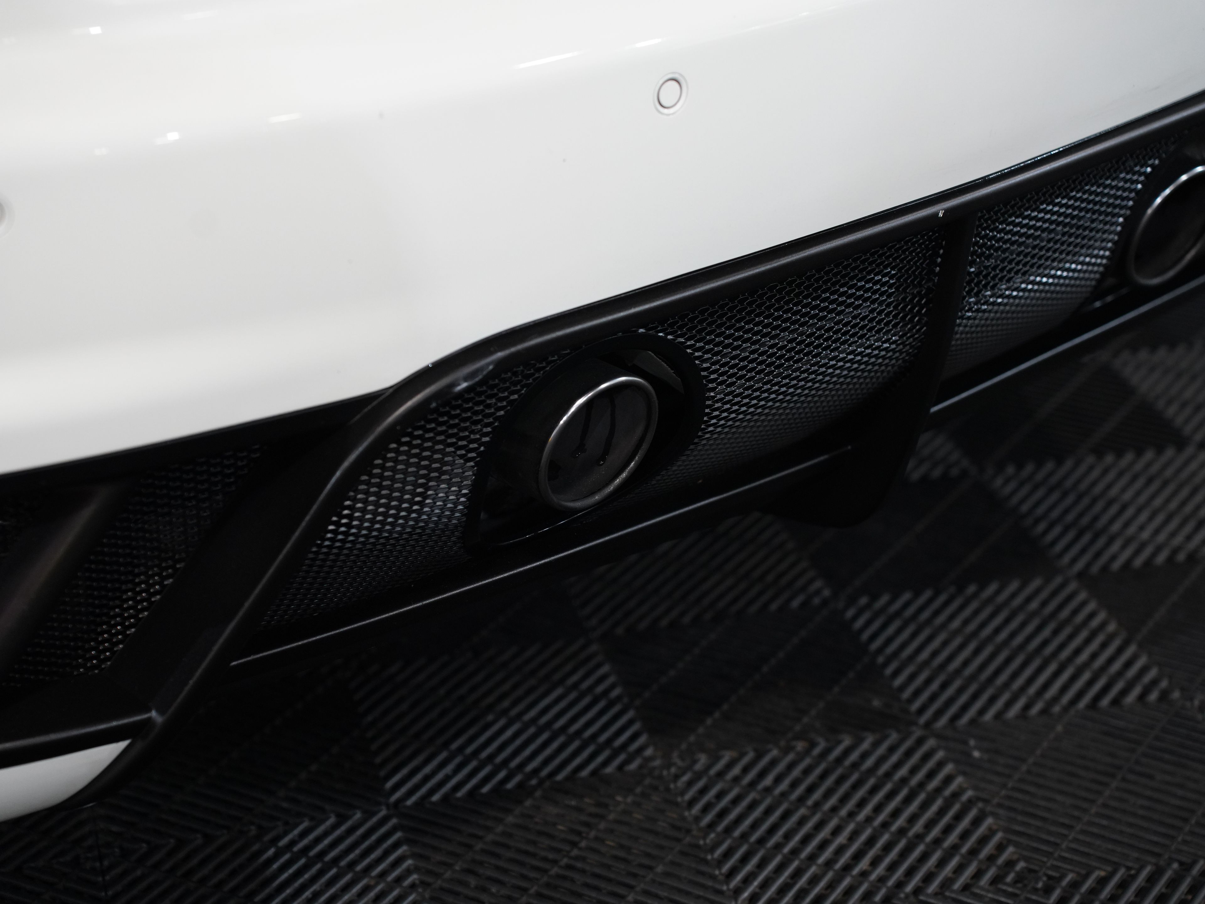 BIANCO ELDORADO, 2012 MASERATI GRANTURISMO Image 19
