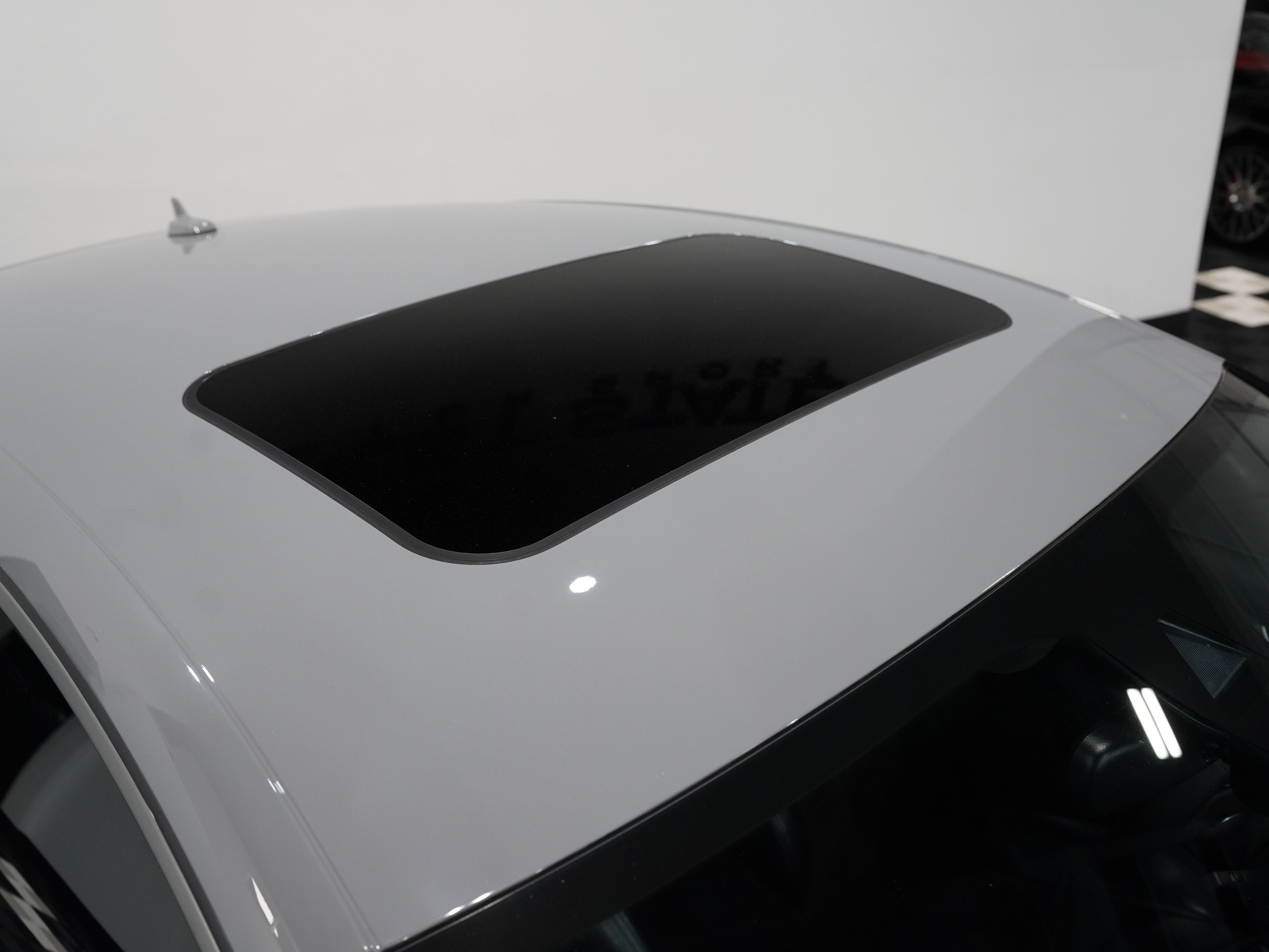GRAY, 2017 AUDI RS 7 Image 13