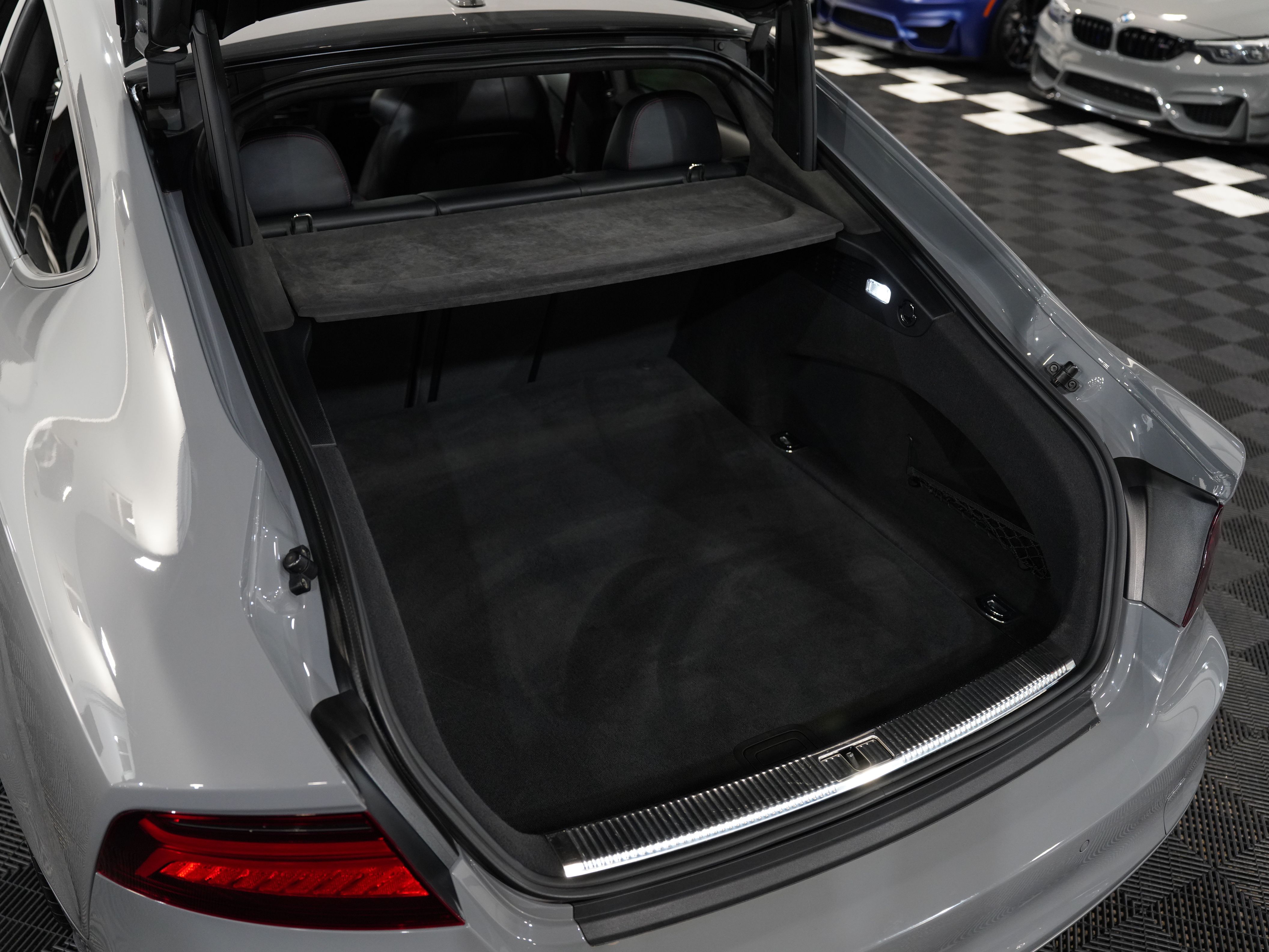 GRAY, 2017 AUDI RS 7 Image 51