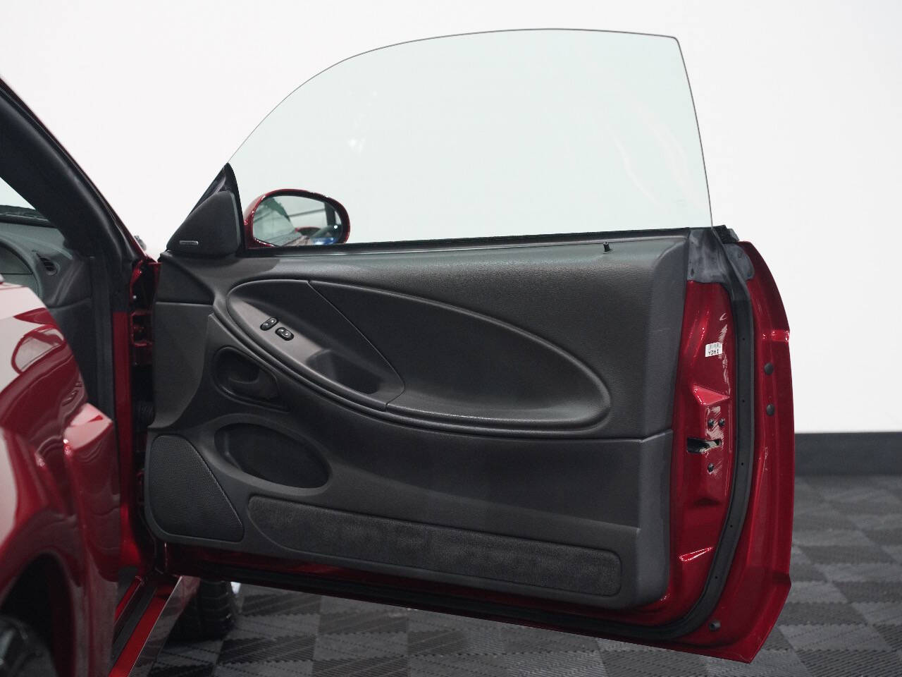 REDFIRE METALLIC, 2003 FORD MUSTANG Image 24