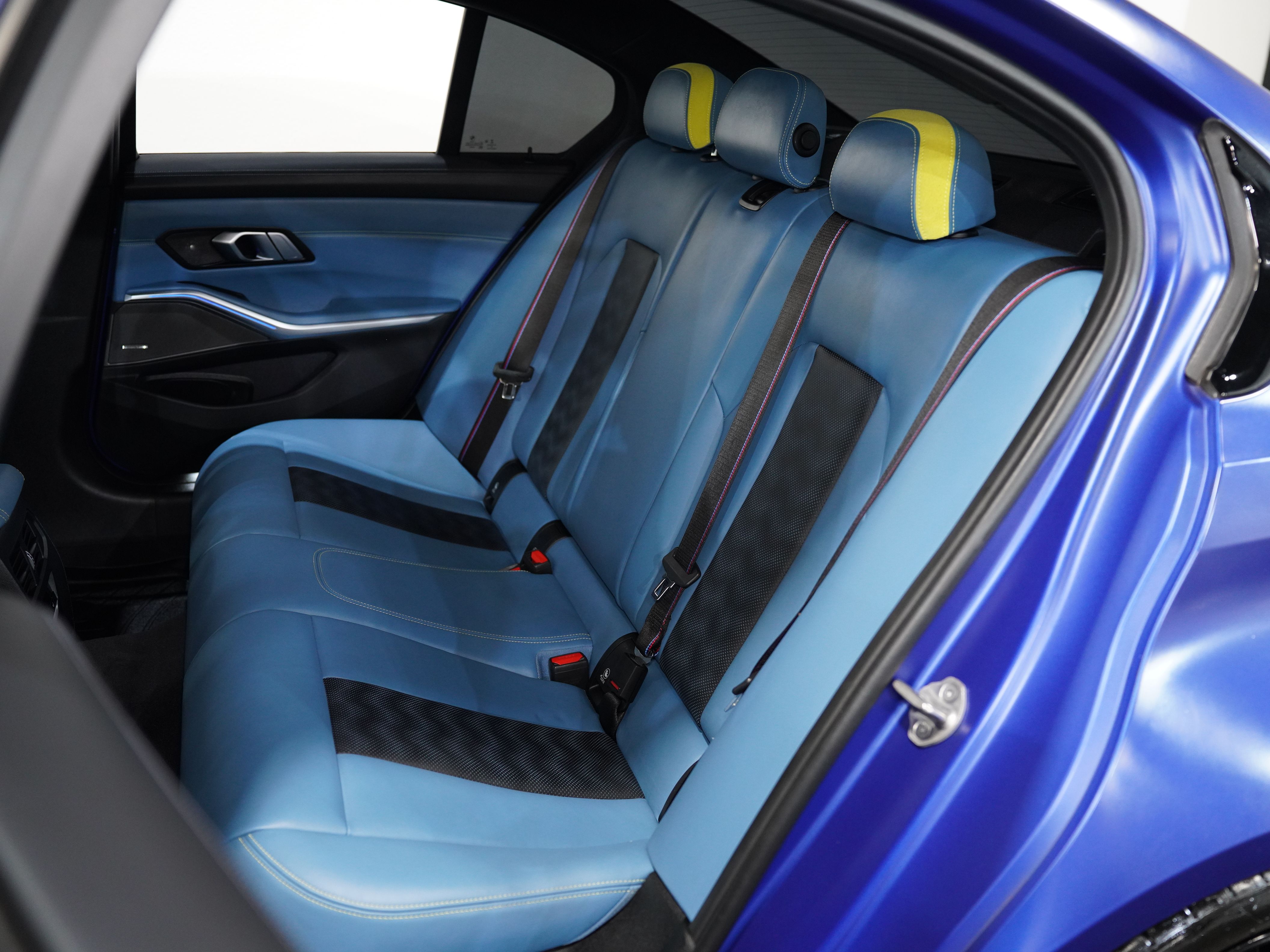 BLUE, 2021 BMW M3 Image 38
