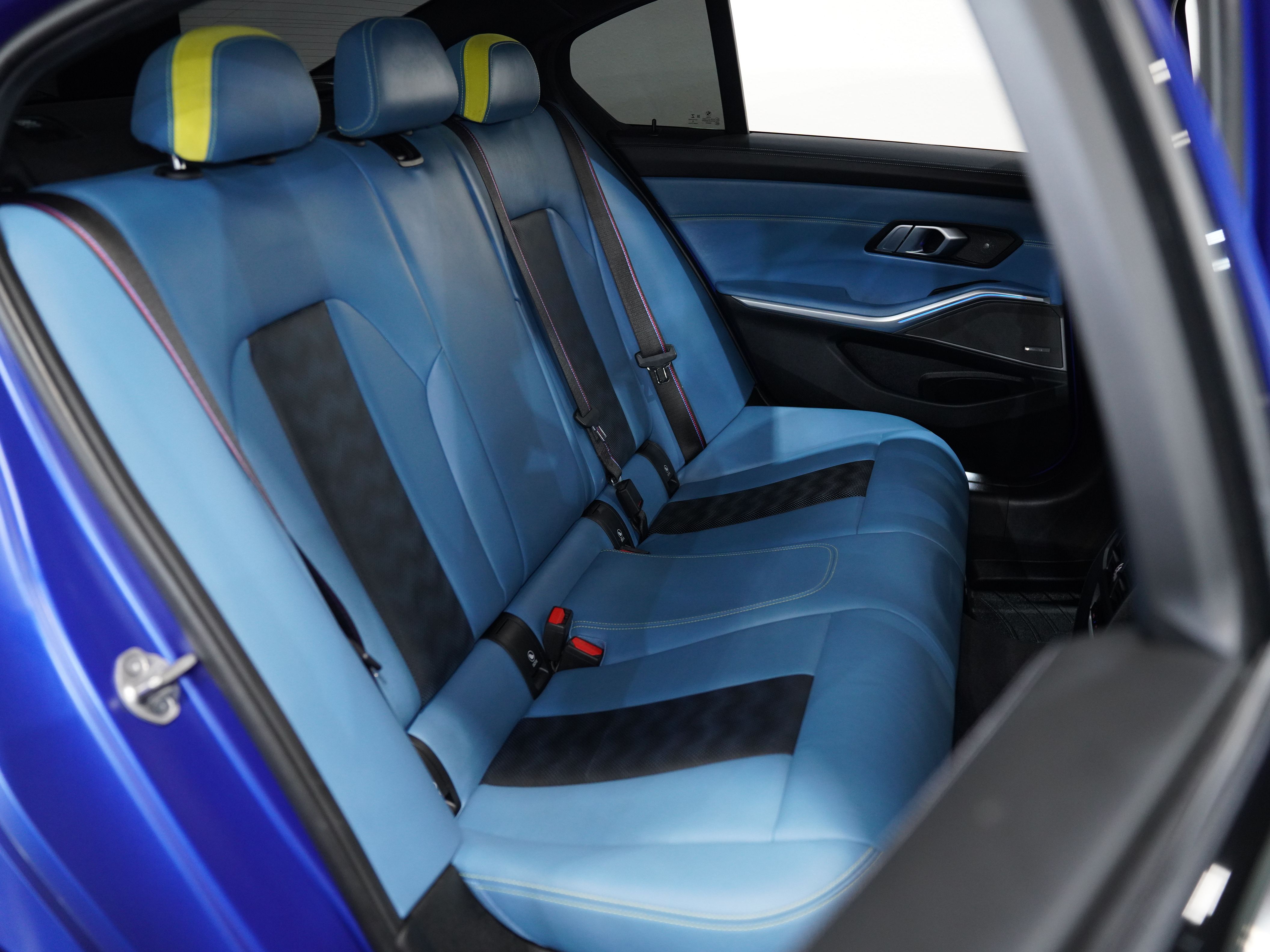 BLUE, 2021 BMW M3 Image 40