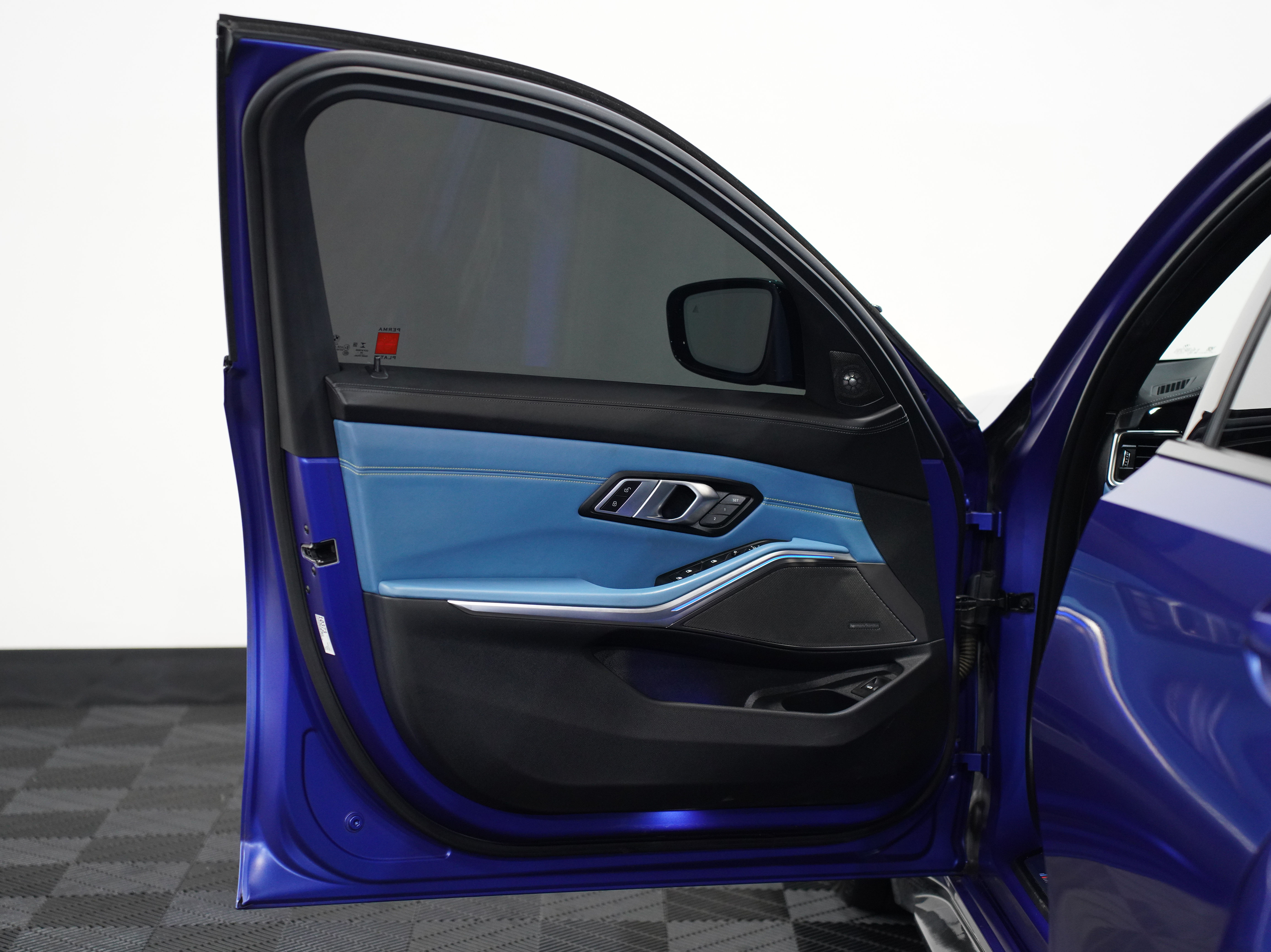 BLUE, 2021 BMW M3 Image 23