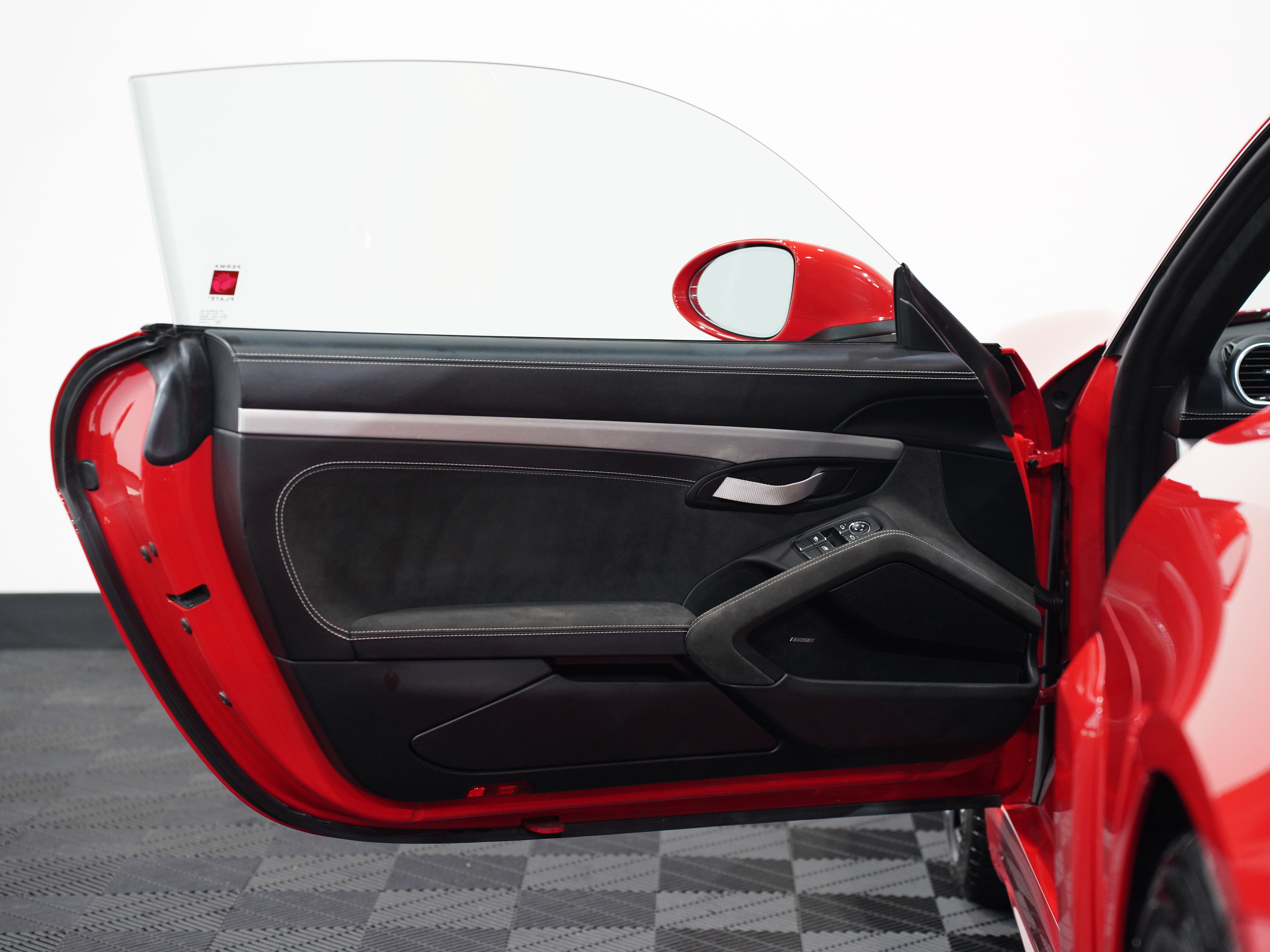 2021 PORSCHE 718 CAYMAN Image 22