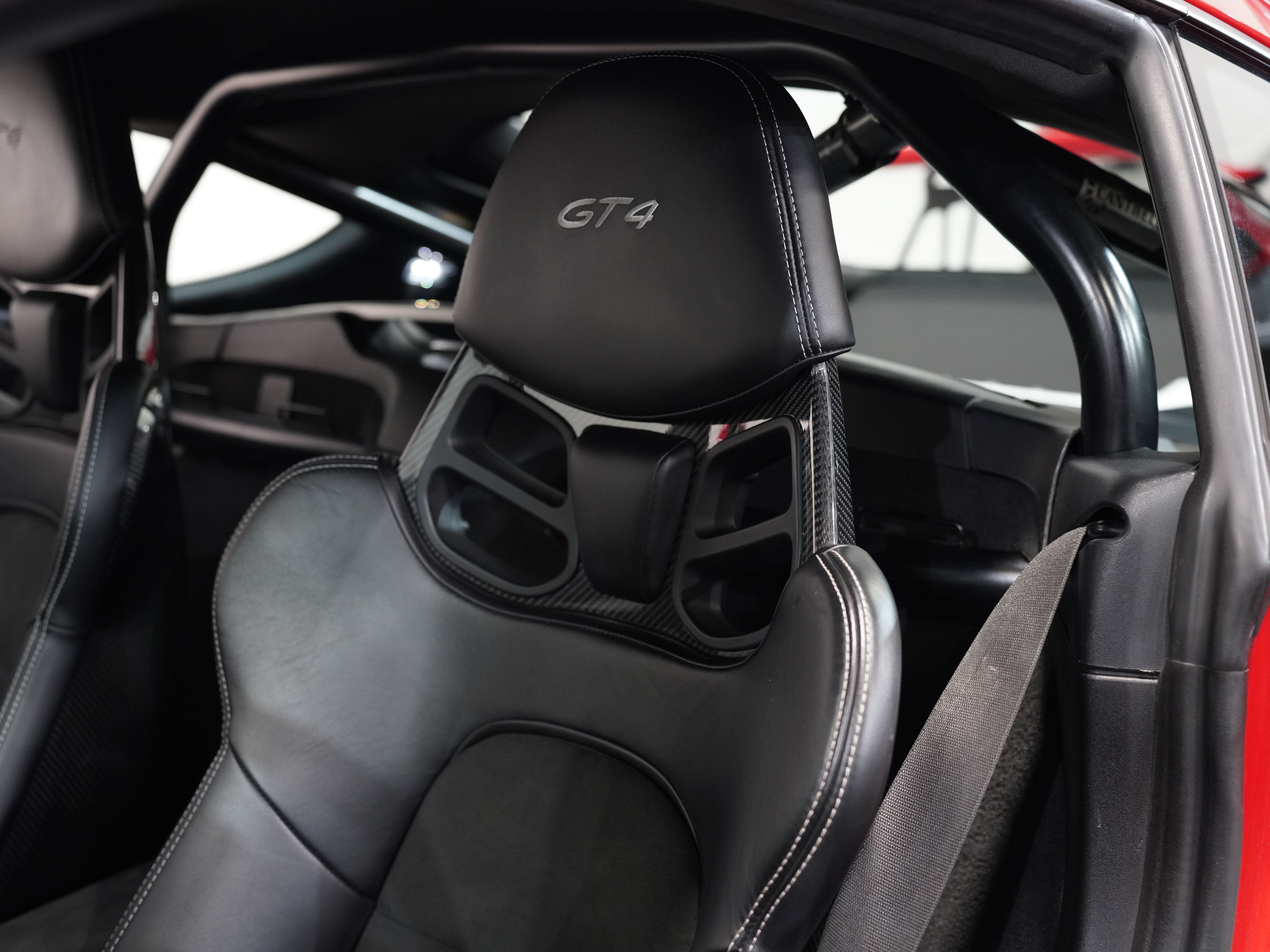 2021 PORSCHE 718 CAYMAN Image 27
