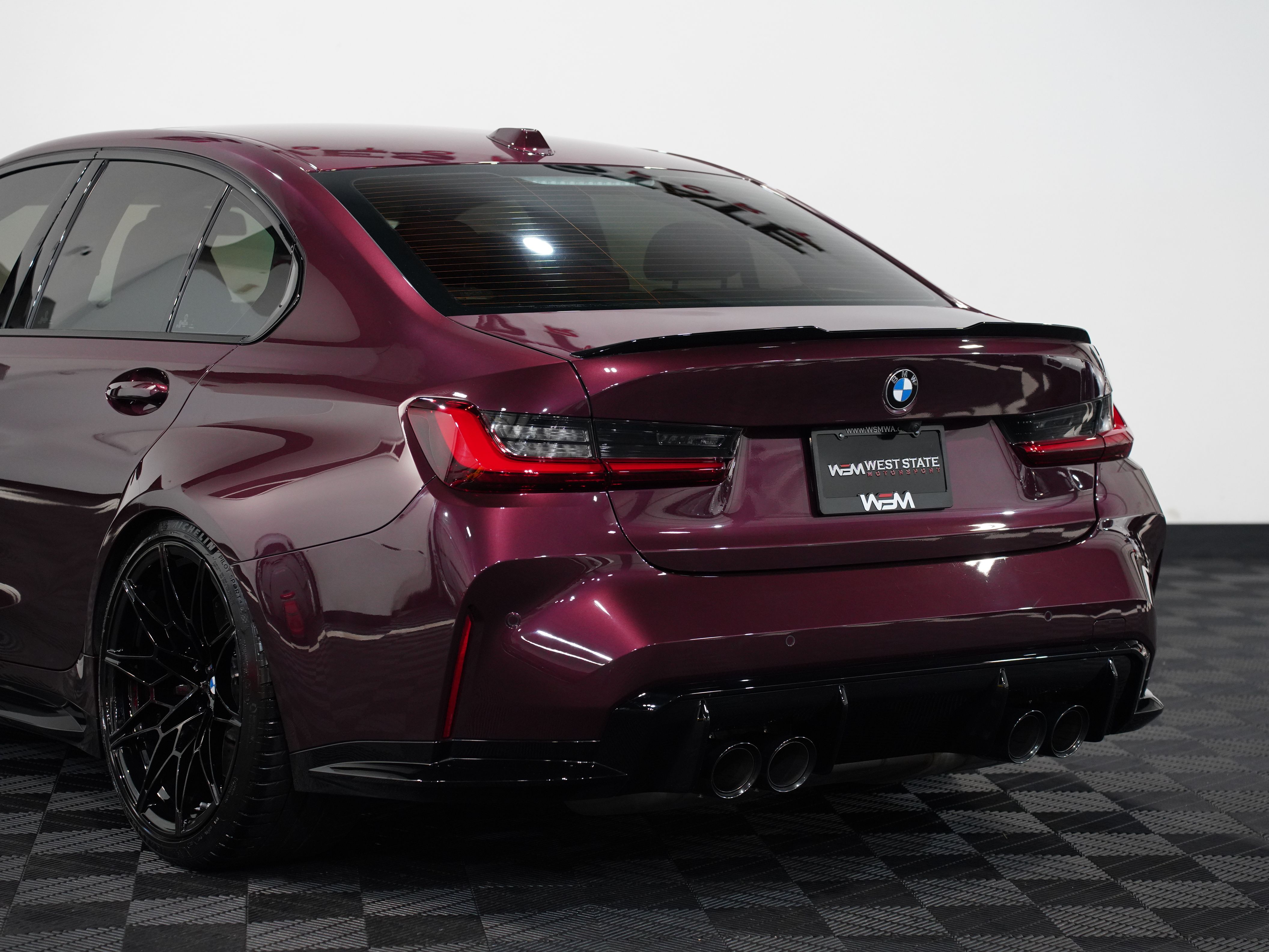 WILDBERRY METALLIC, 2024 BMW M3 Image 17