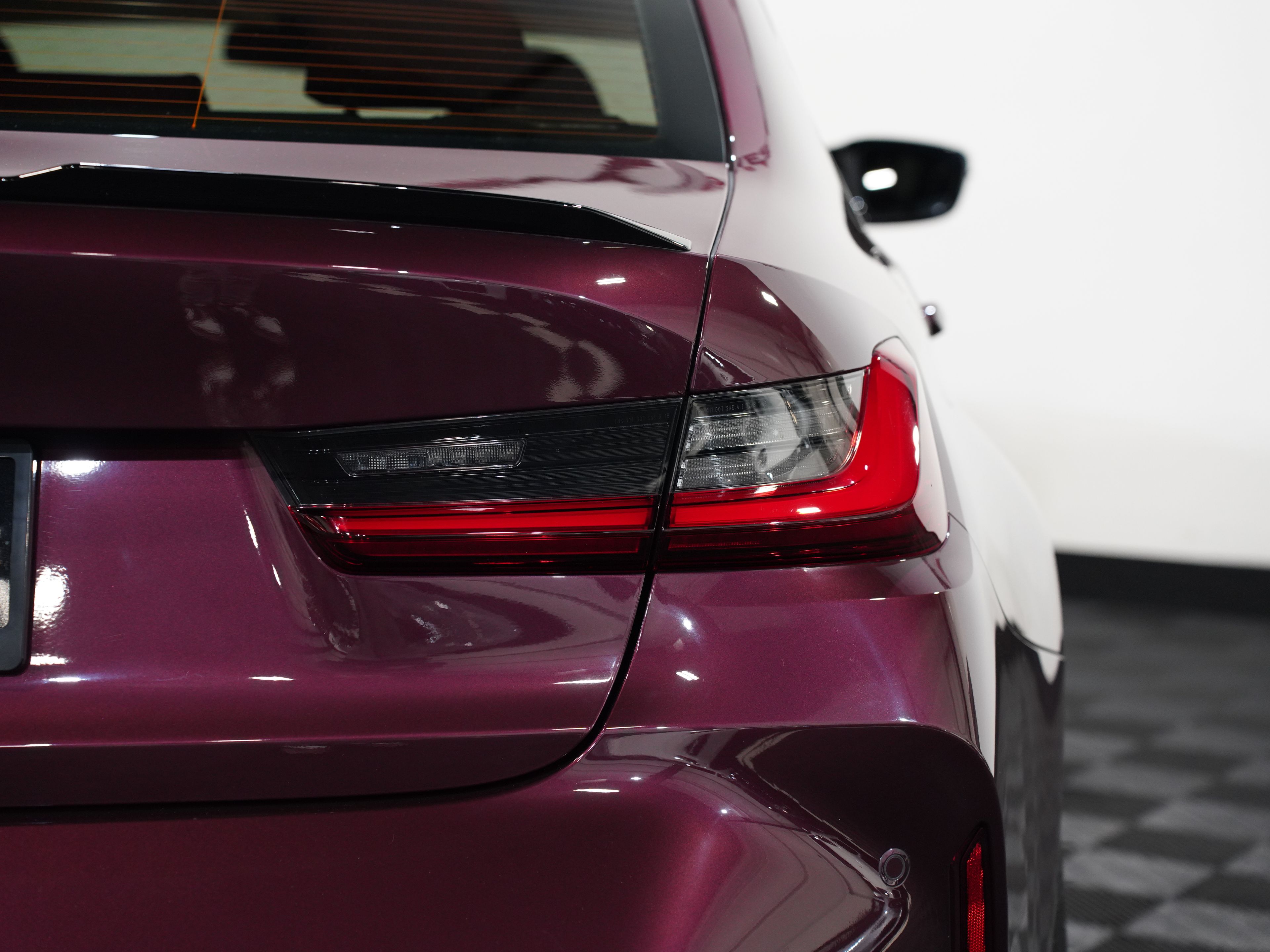 WILDBERRY METALLIC, 2024 BMW M3 Image 18