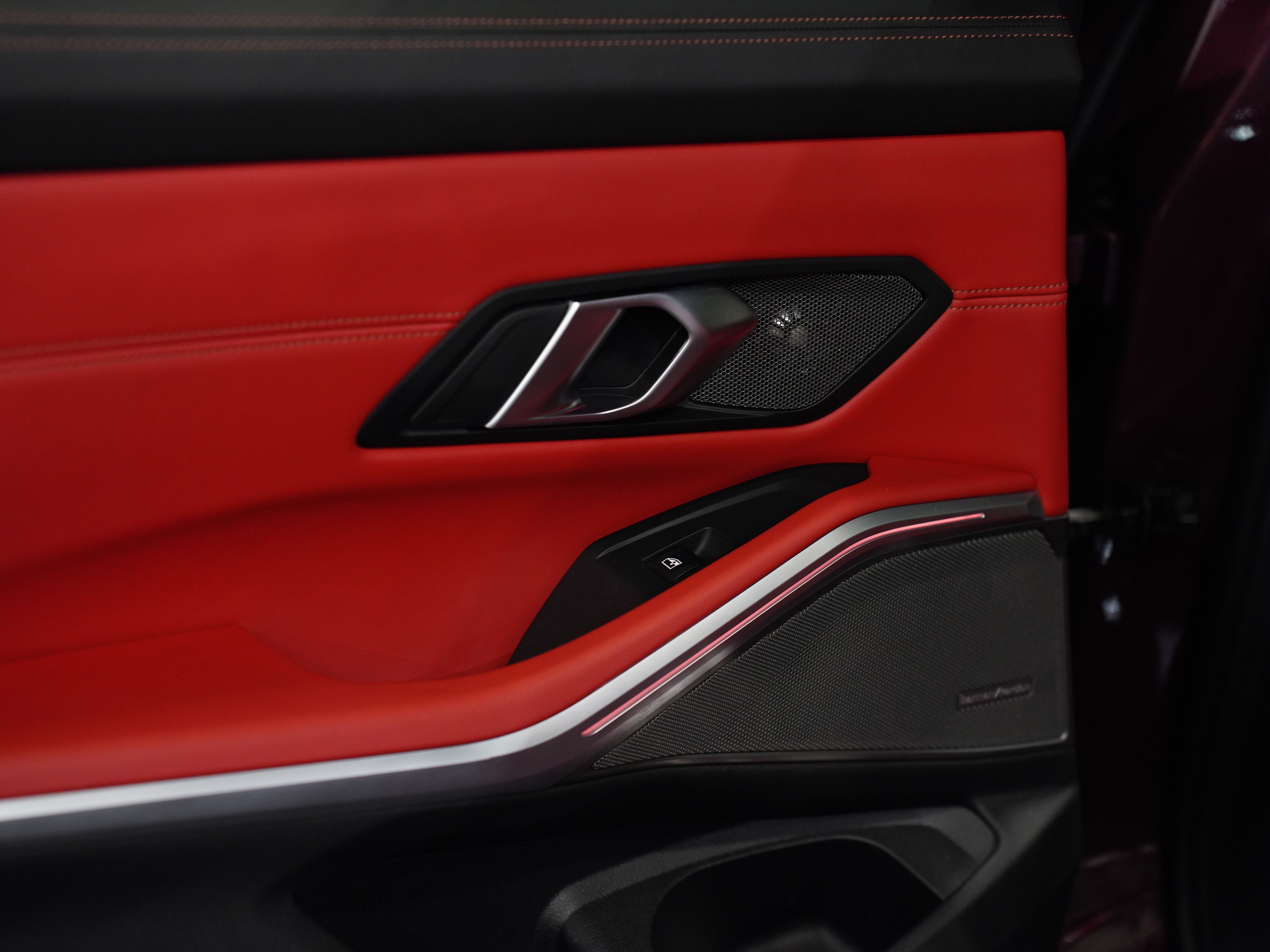 WILDBERRY METALLIC, 2024 BMW M3 Image 29