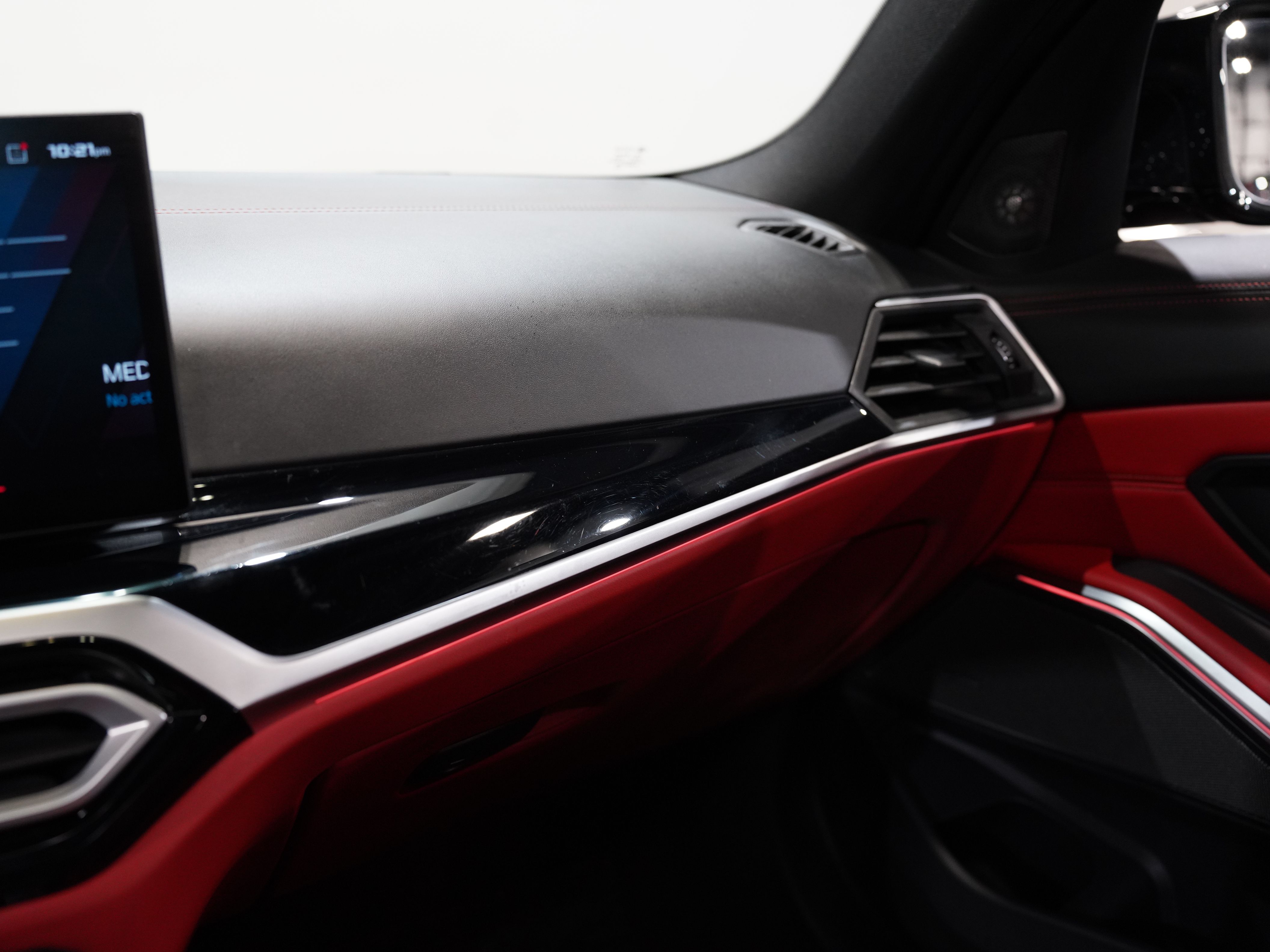 WILDBERRY METALLIC, 2024 BMW M3 Image 50