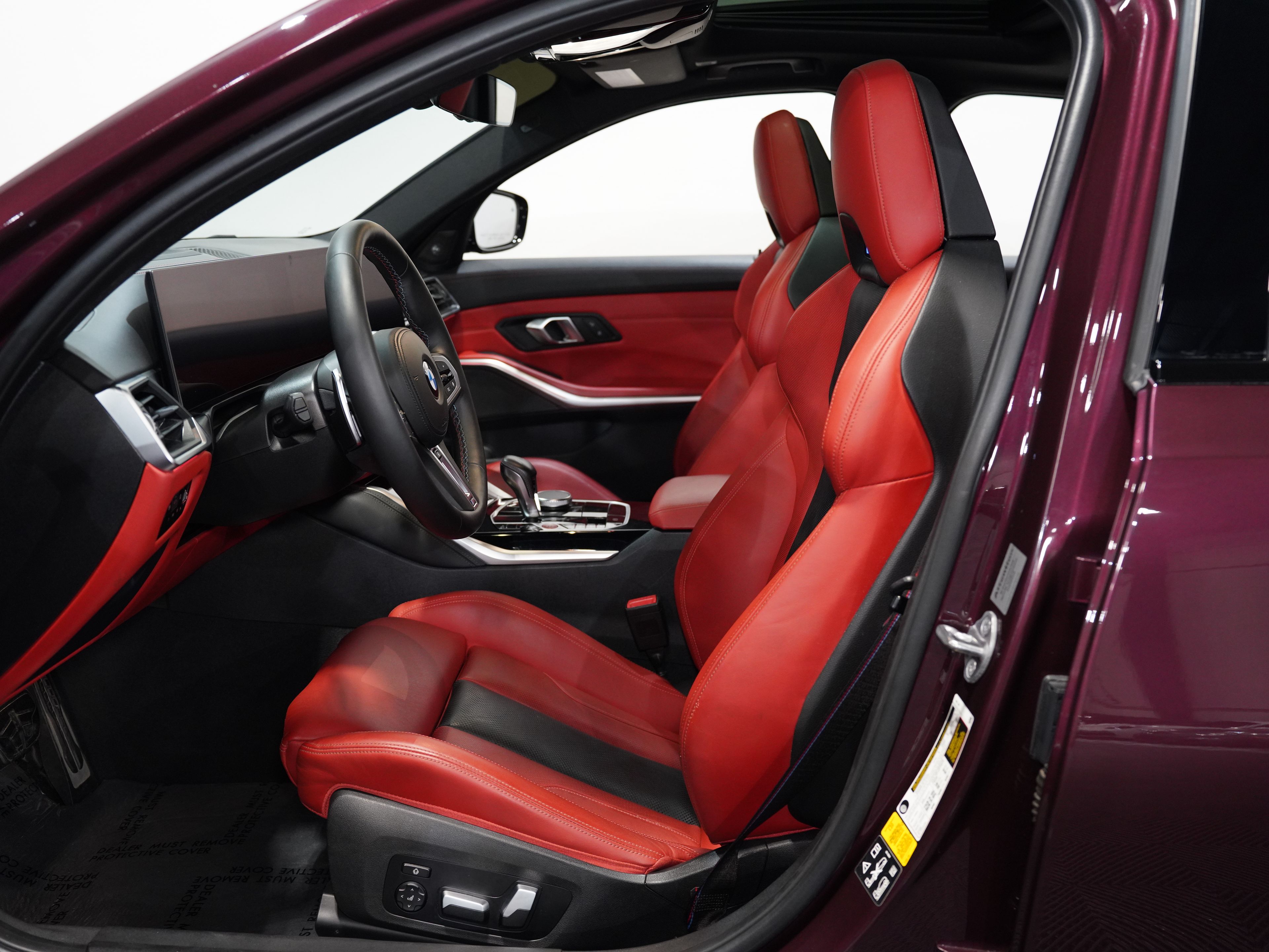 WILDBERRY METALLIC, 2024 BMW M3 Image 33
