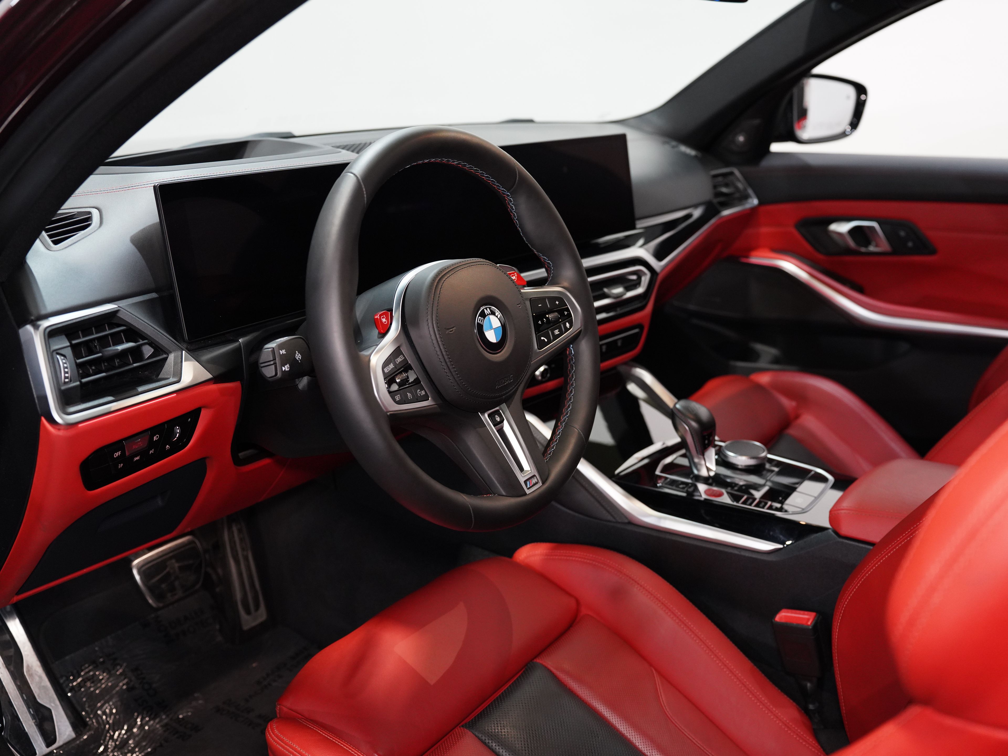 WILDBERRY METALLIC, 2024 BMW M3 Image 34