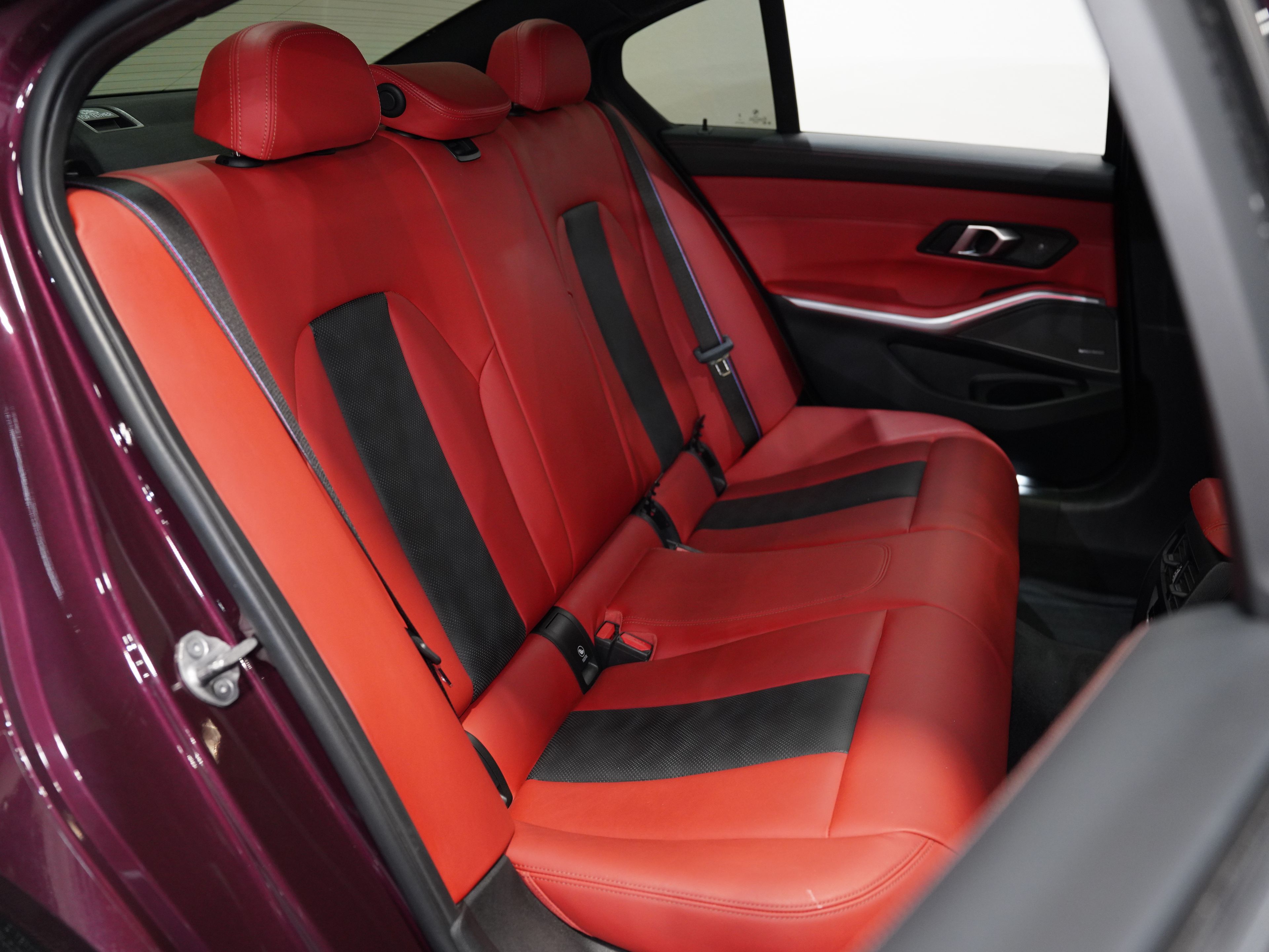 WILDBERRY METALLIC, 2024 BMW M3 Image 40