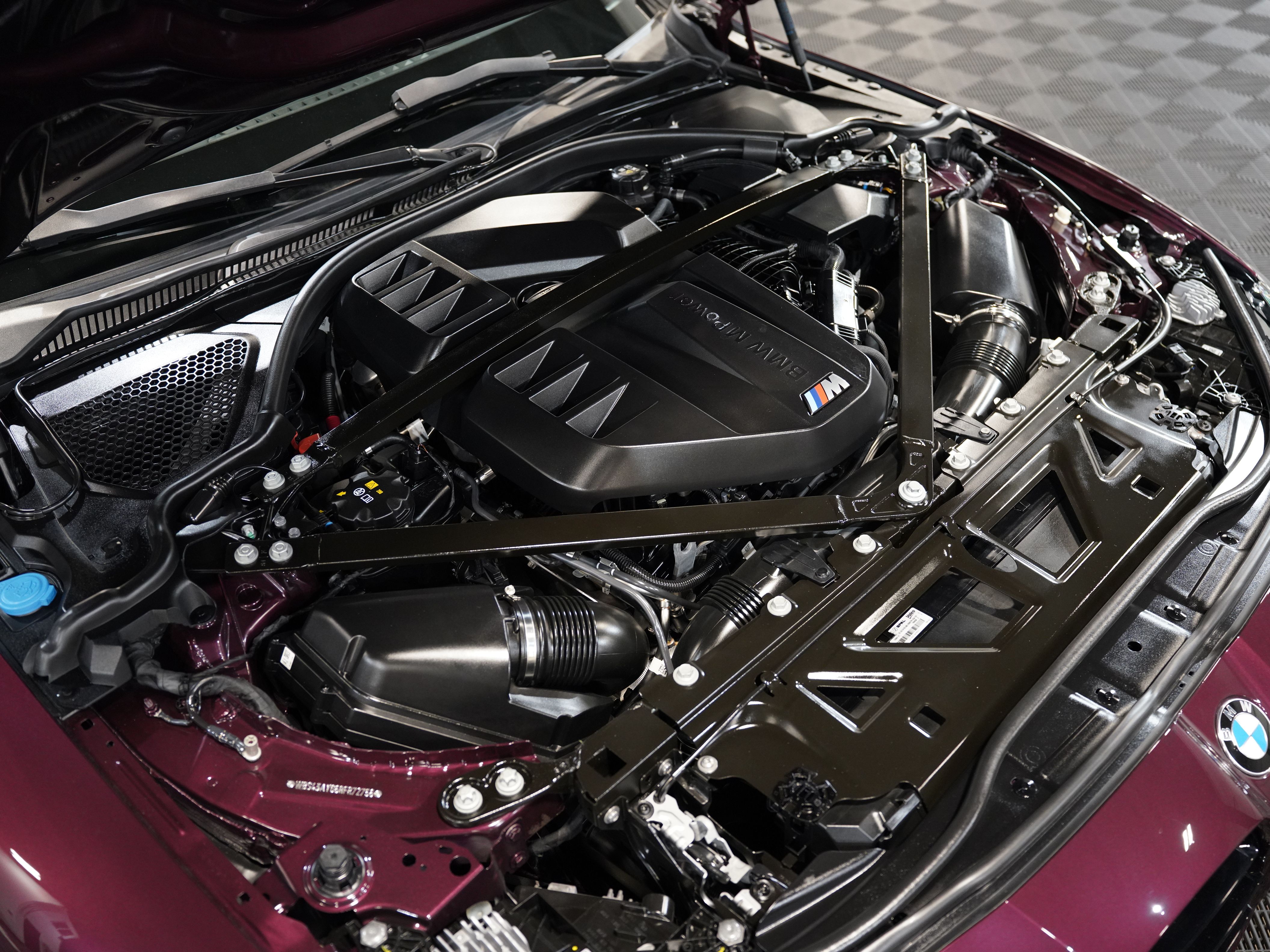 WILDBERRY METALLIC, 2024 BMW M3 Image 51