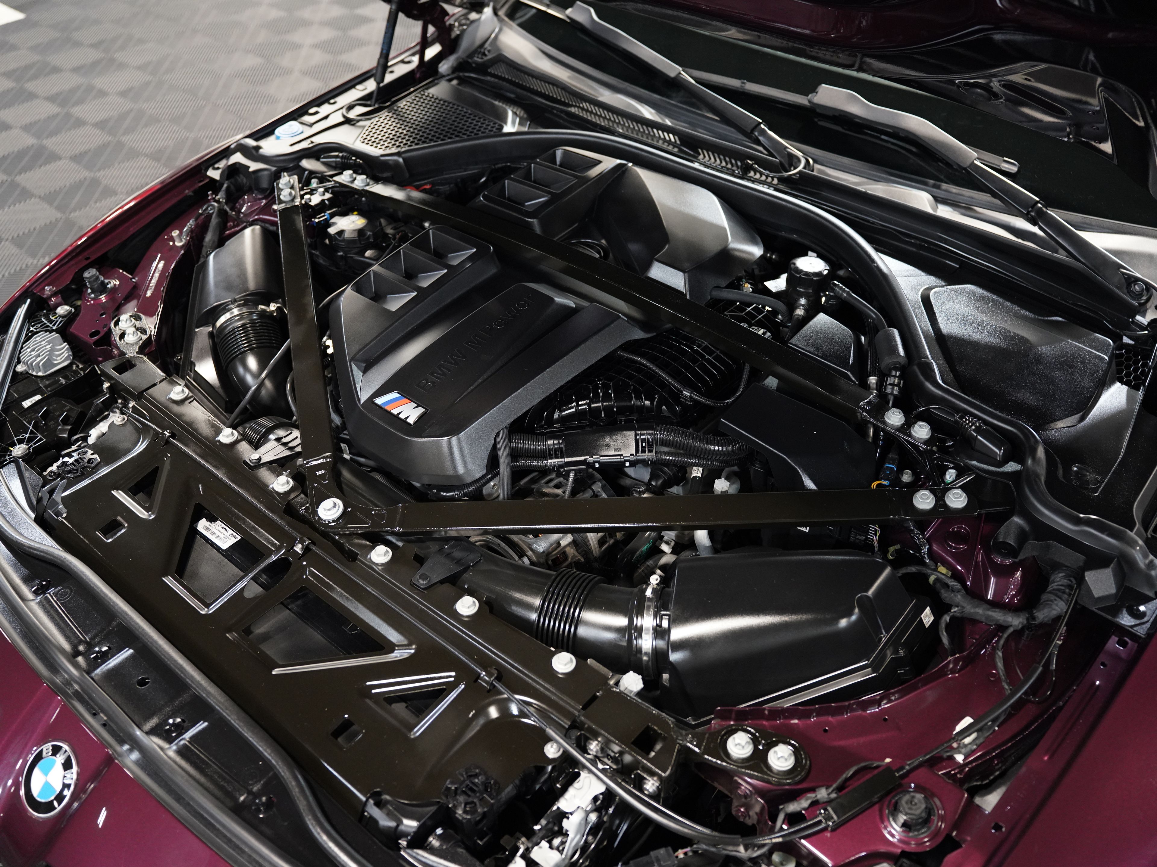 WILDBERRY METALLIC, 2024 BMW M3 Image 53