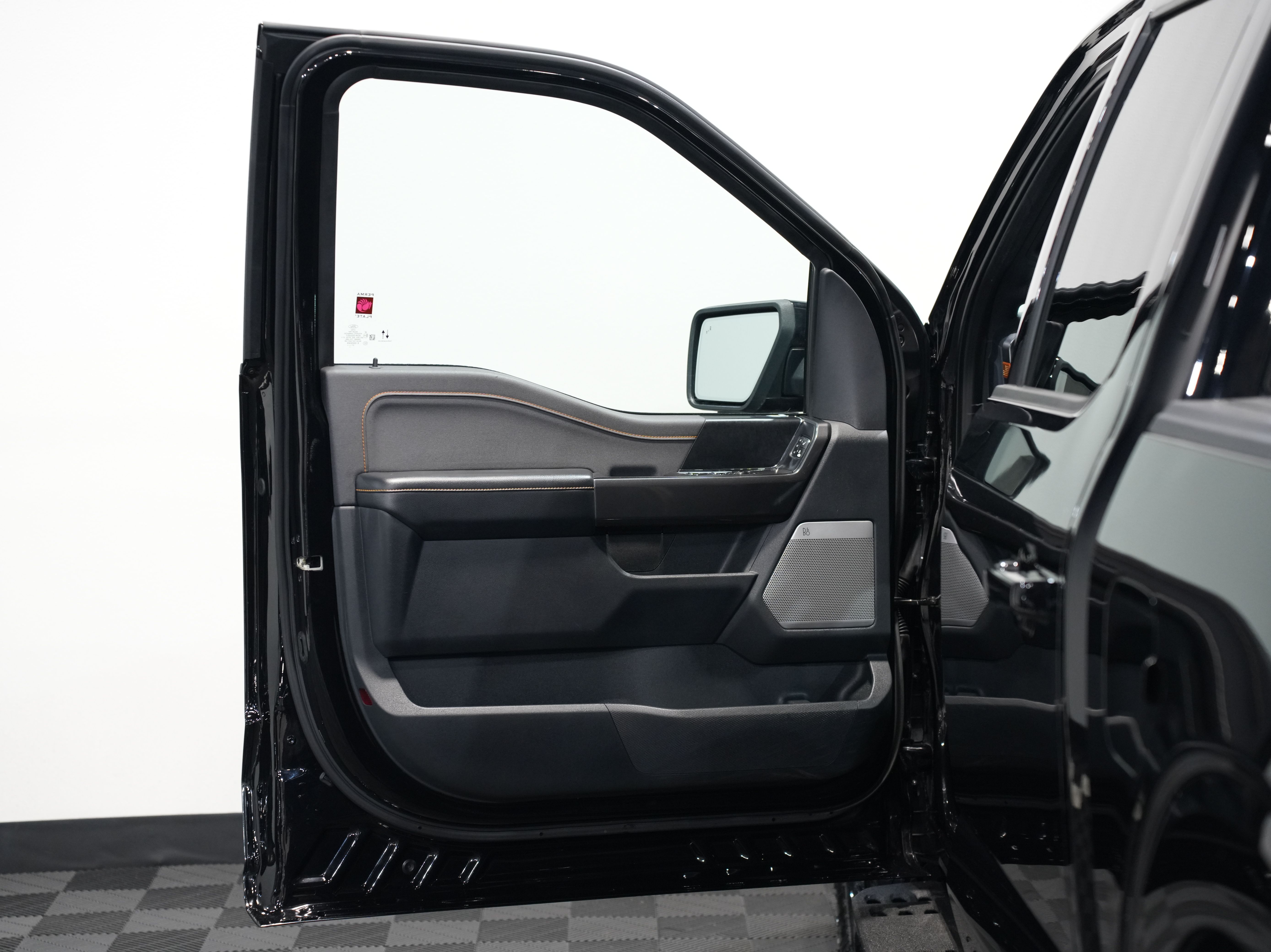 BLACK, 2021 FORD F150 SUPERCREW CAB Image 24