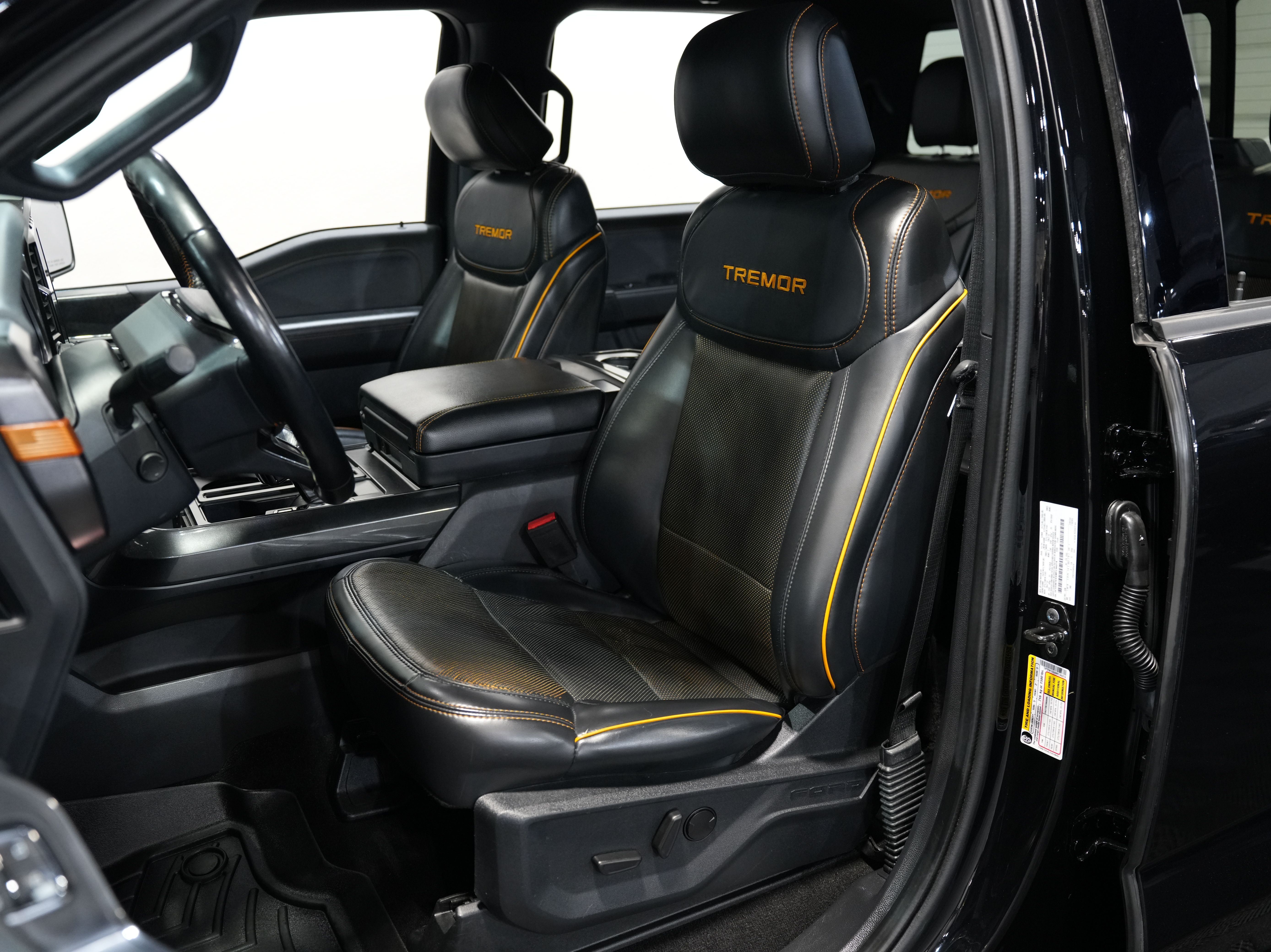 BLACK, 2021 FORD F150 SUPERCREW CAB Image 33