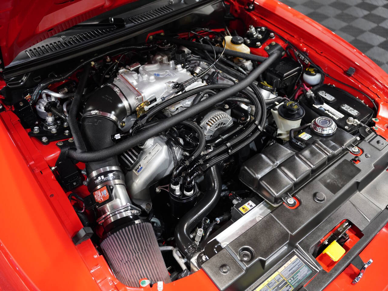 RED, 2001 FORD MUSTANG Image 43