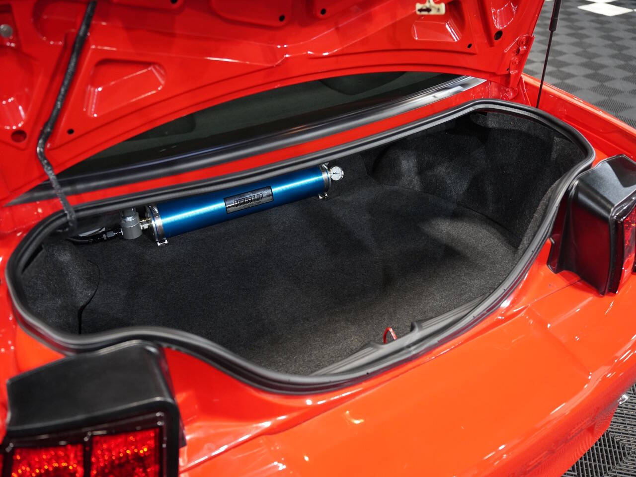 RED, 2001 FORD MUSTANG Image 48