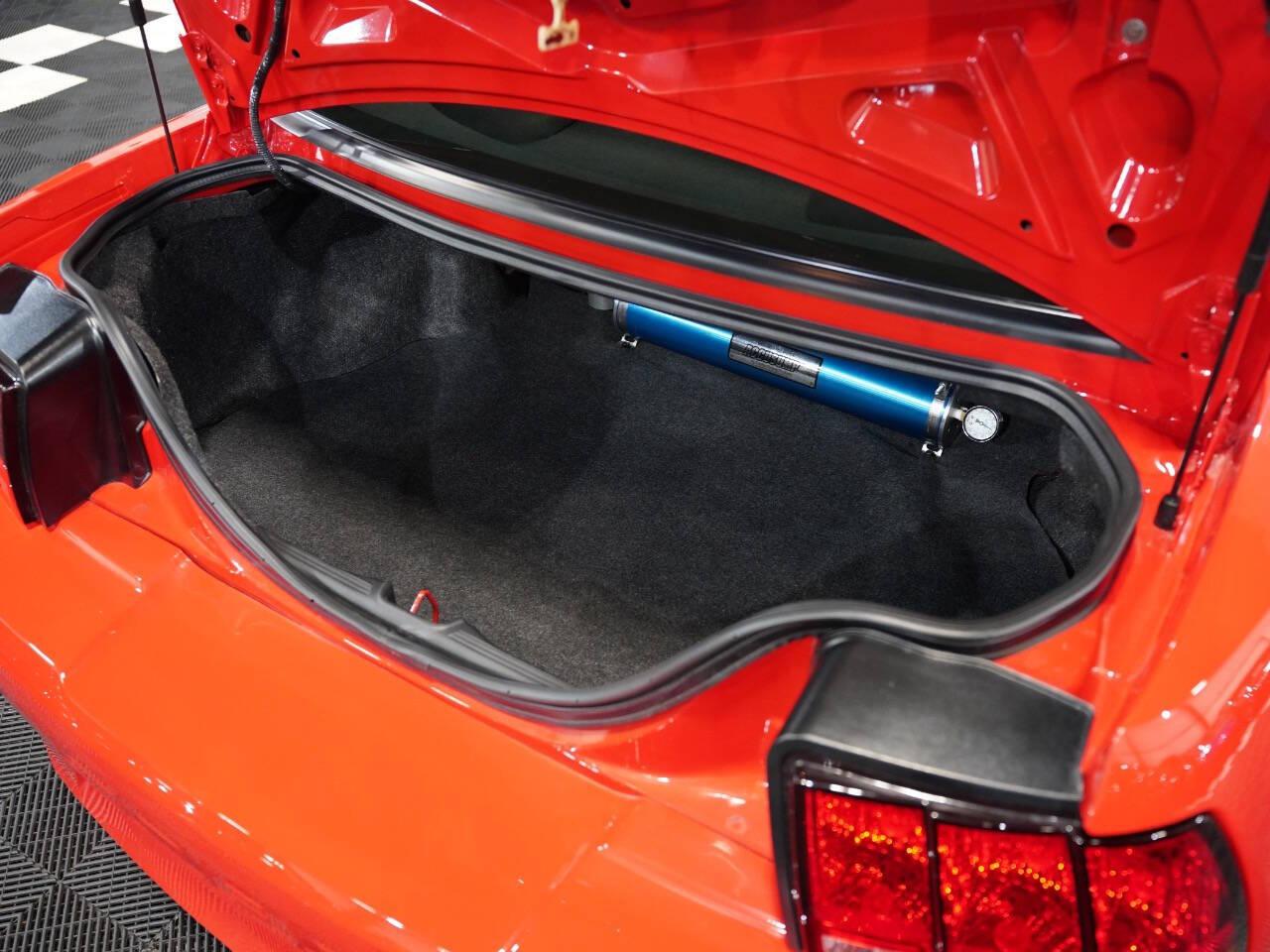 RED, 2001 FORD MUSTANG Image 50