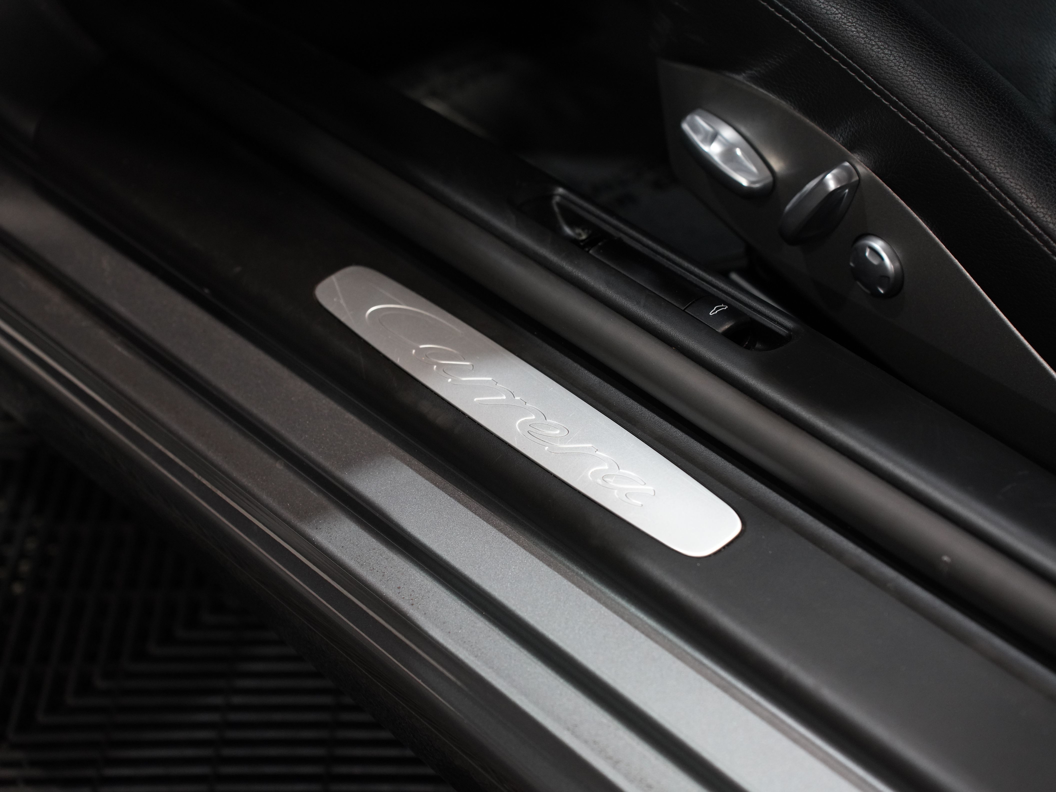 2008 PORSCHE 911 Image 24