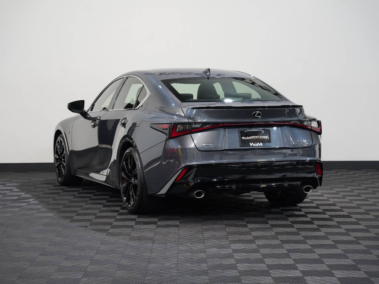 CLOUDBURST GRAY, 2021 LEXUS IS Image 8