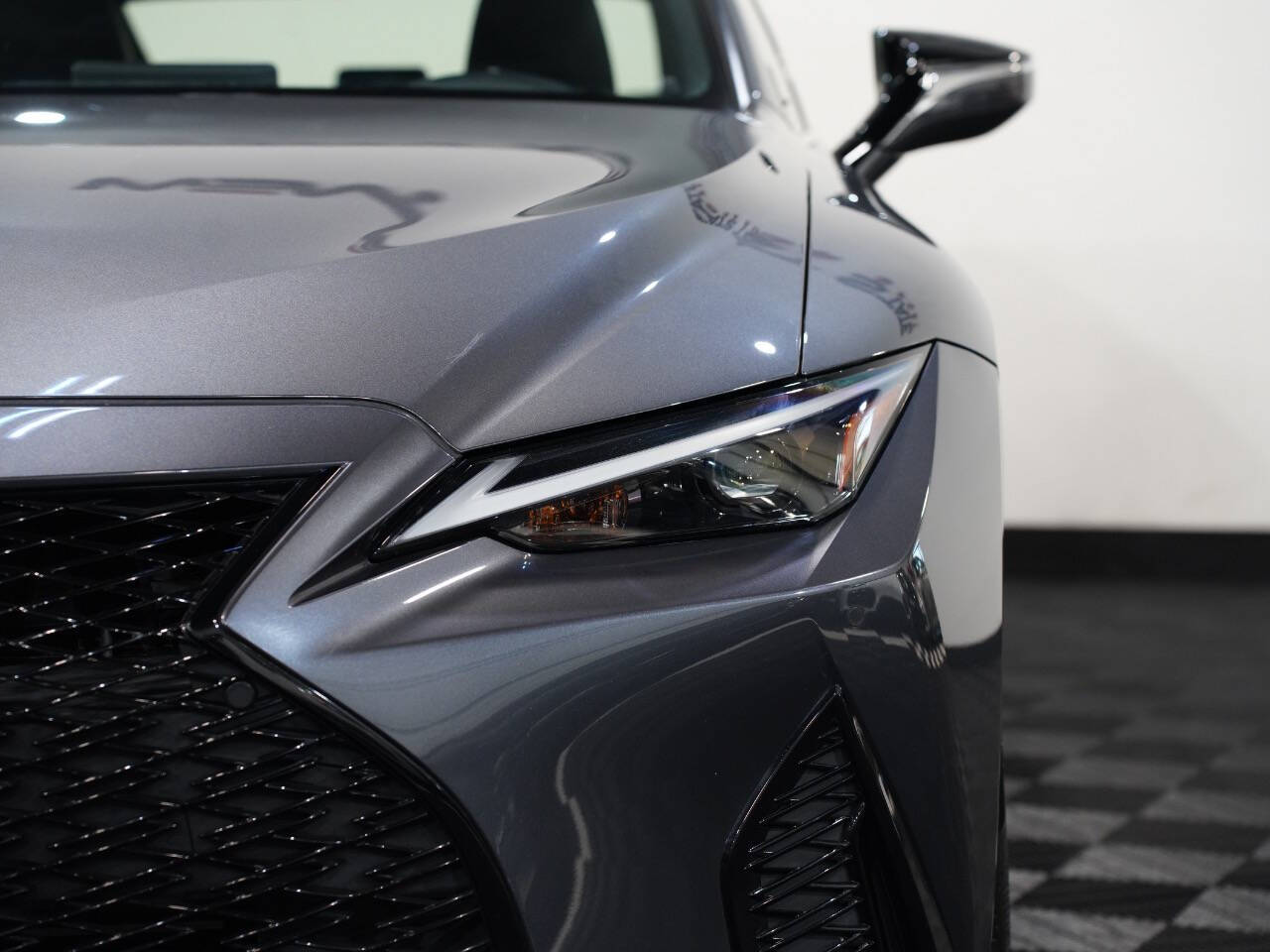 CLOUDBURST GRAY, 2021 LEXUS IS Image 10