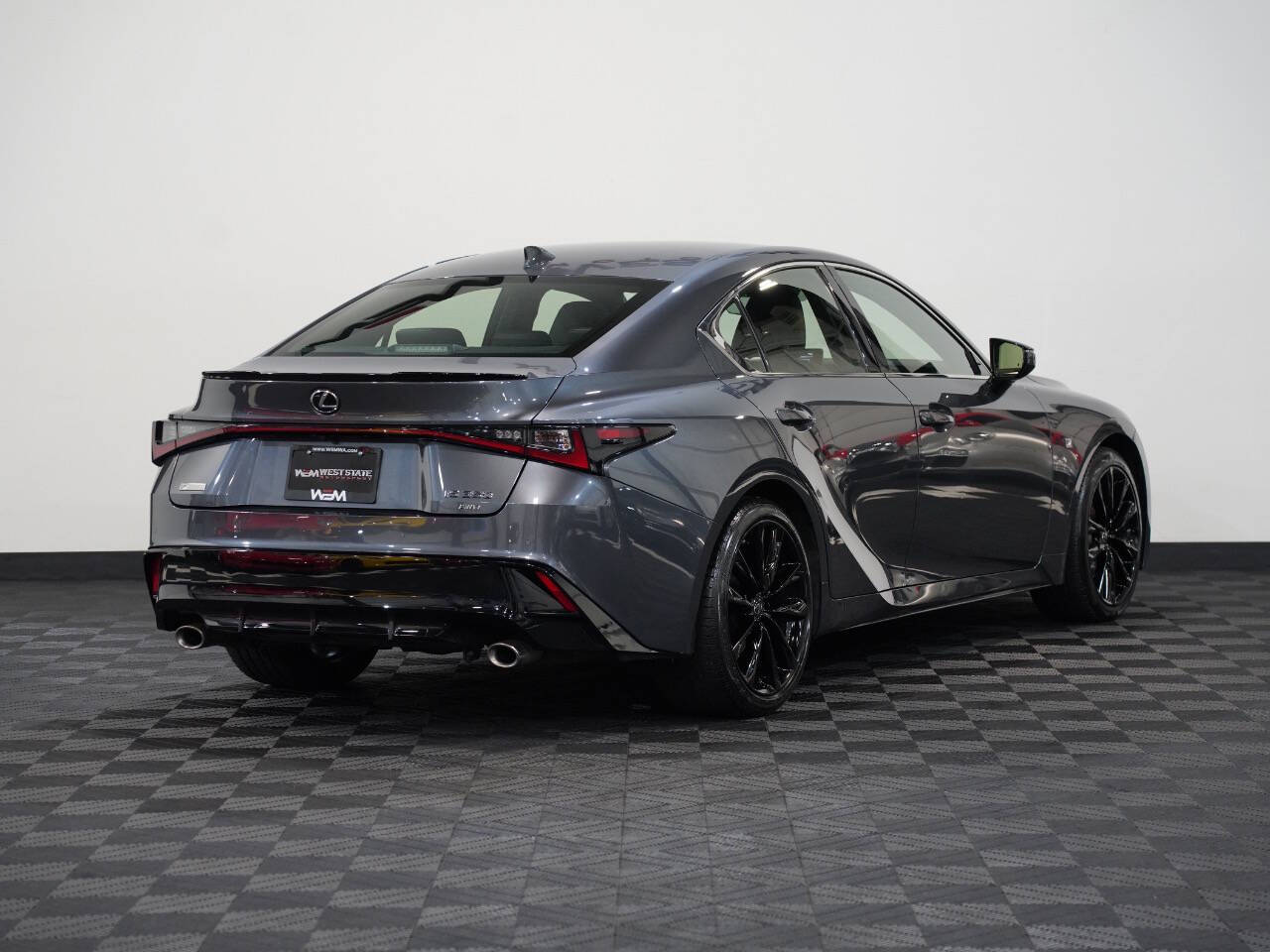 CLOUDBURST GRAY, 2021 LEXUS IS Image 6