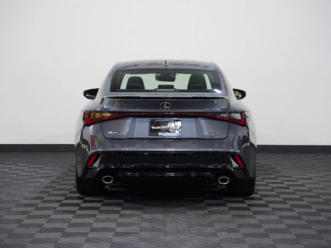 CLOUDBURST GRAY, 2021 LEXUS IS Image 7